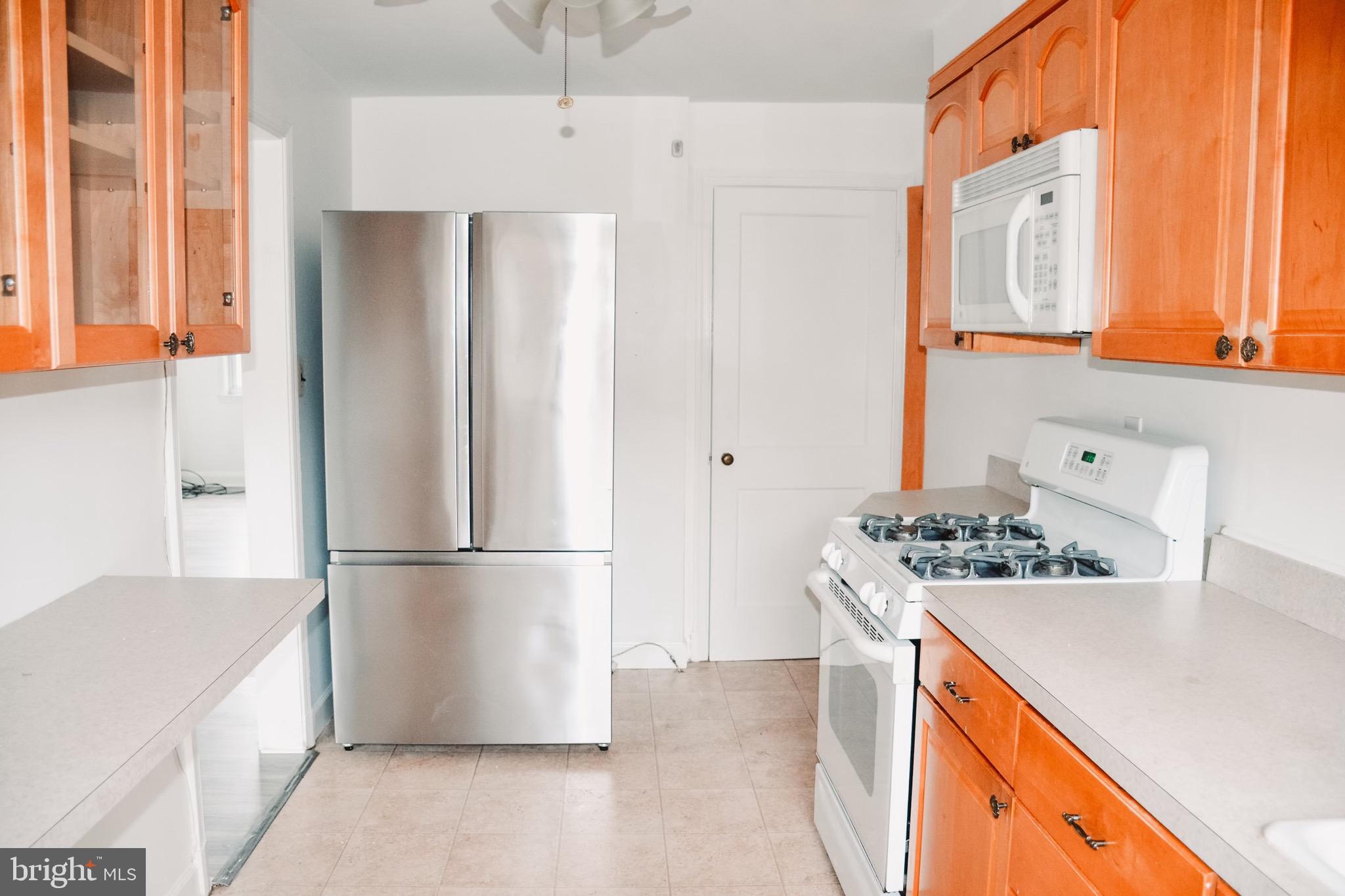 PERRY HALL - Residential