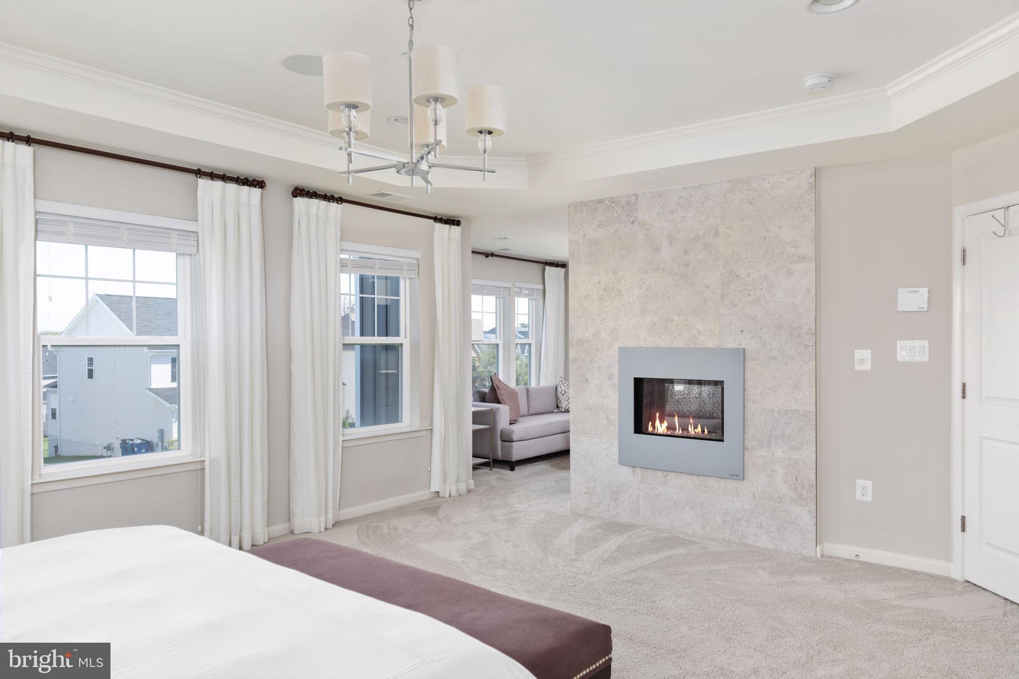 TWIN LAKES OVERLOOK - Residential