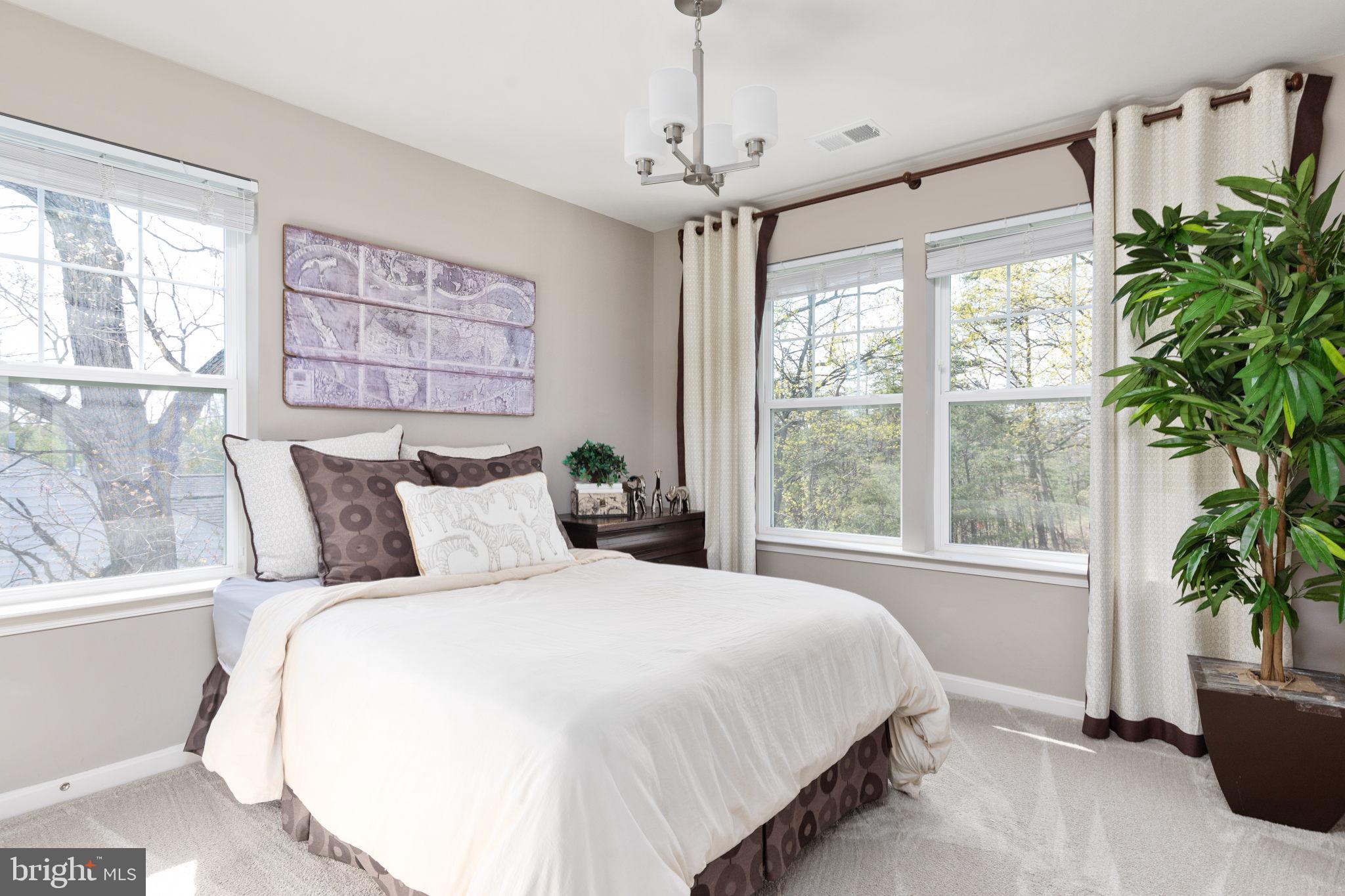 TWIN LAKES OVERLOOK - Residential