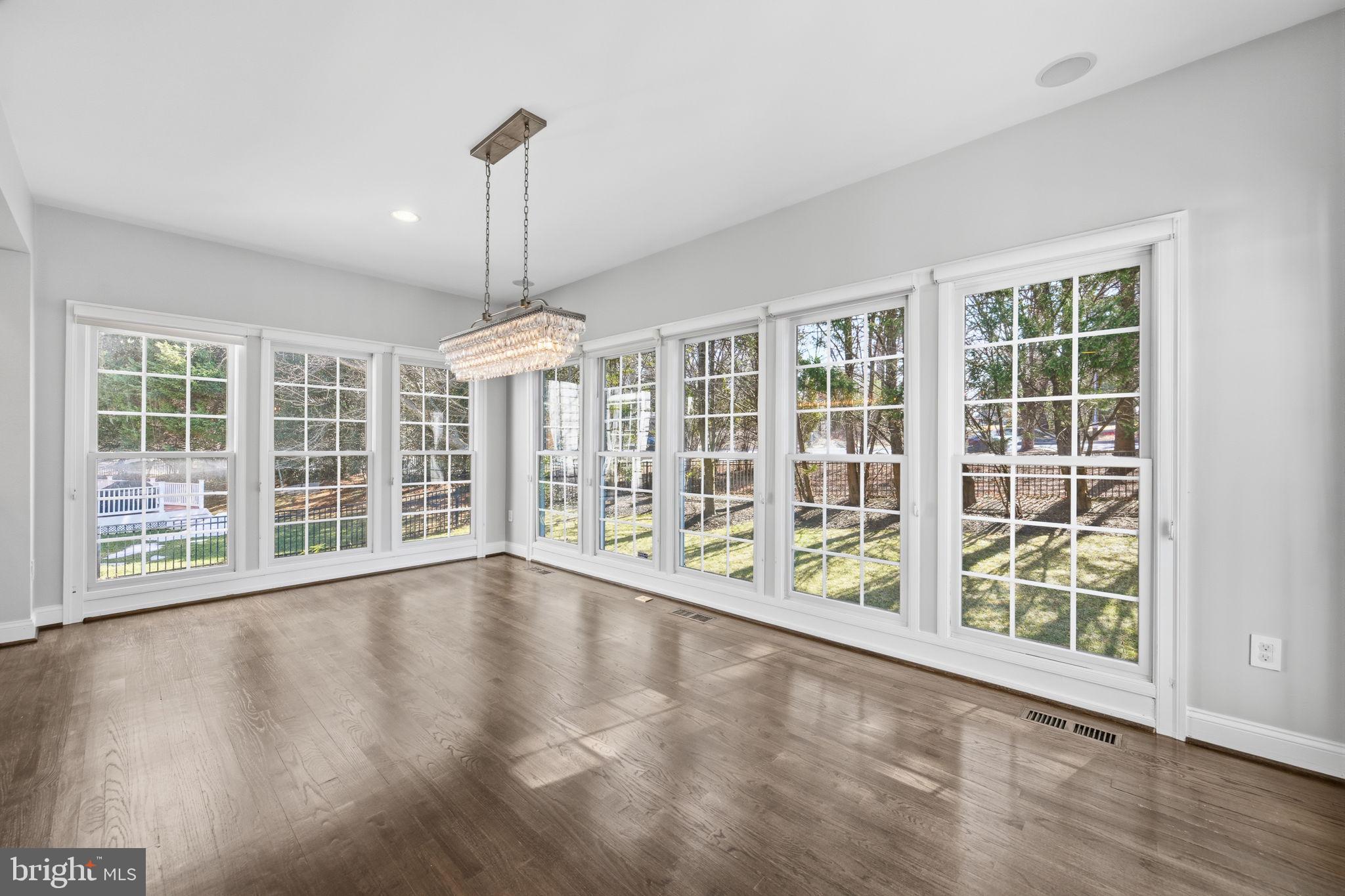 FALLSGROVE - Residential