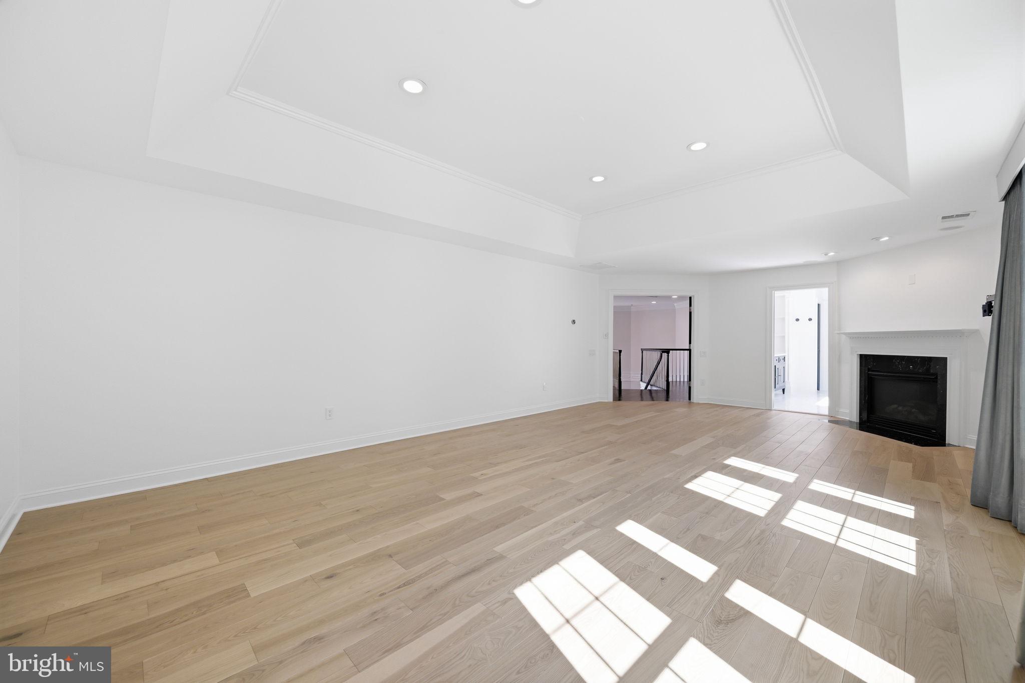 FALLSGROVE - Residential