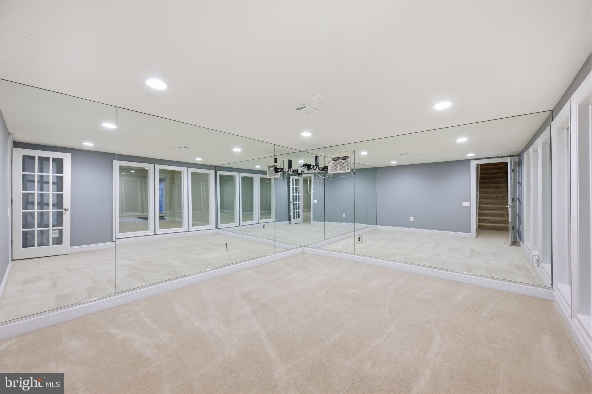 FALLSGROVE - Residential