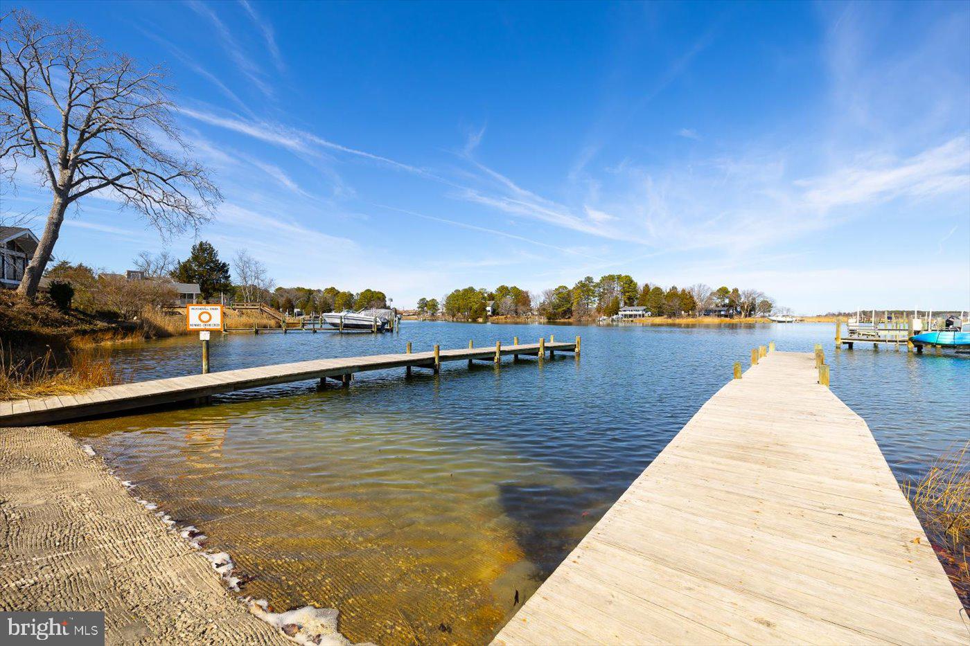 CABIN POINT / GLEBE HARBOR - Residential