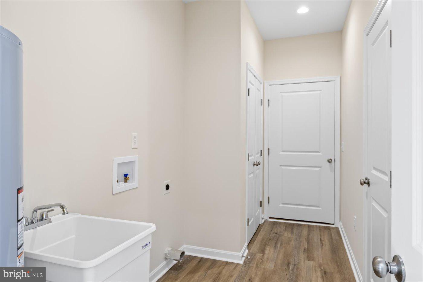 CABIN POINT / GLEBE HARBOR - Residential