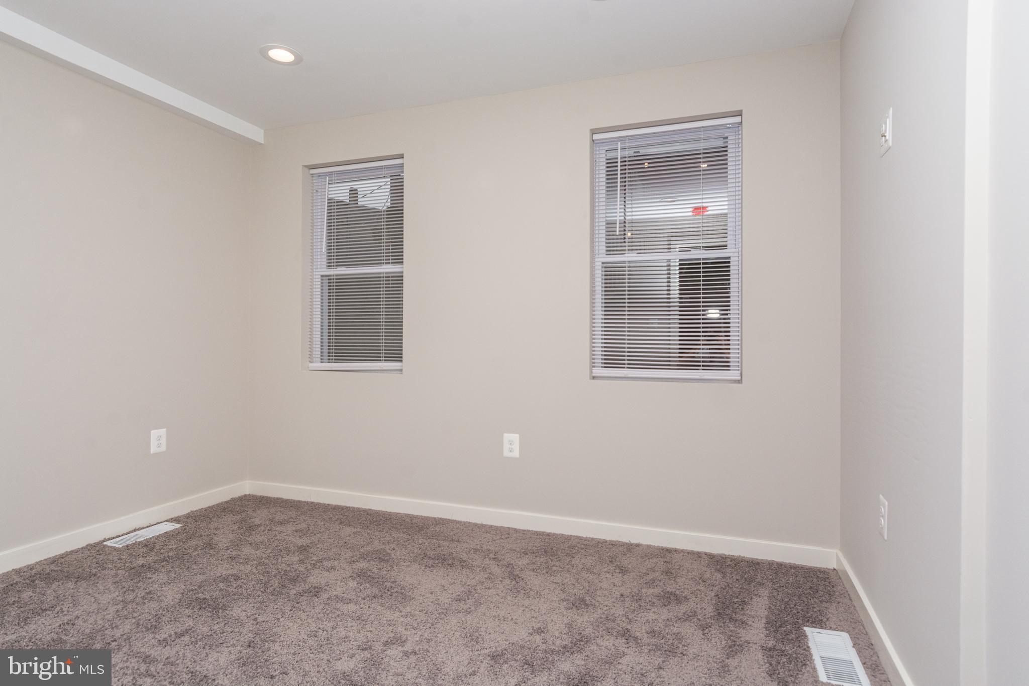 HARWOOD - Residential