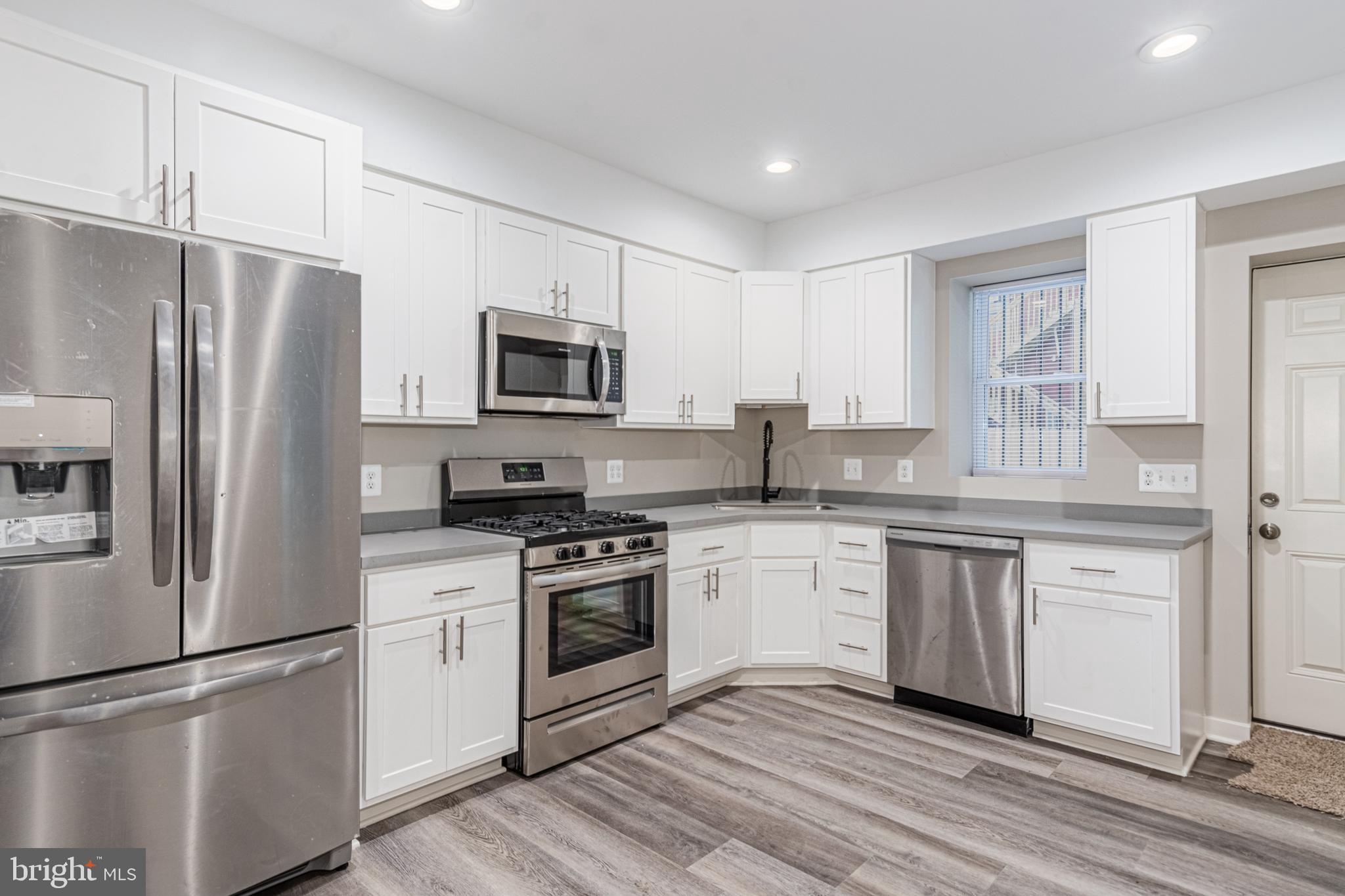 HARWOOD - Residential