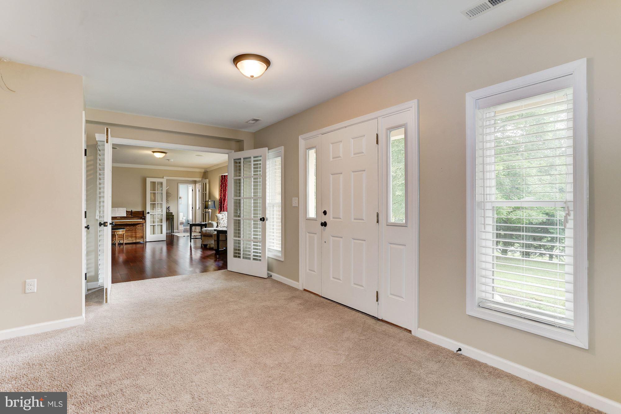 NORBECK KNOLLS - Residential