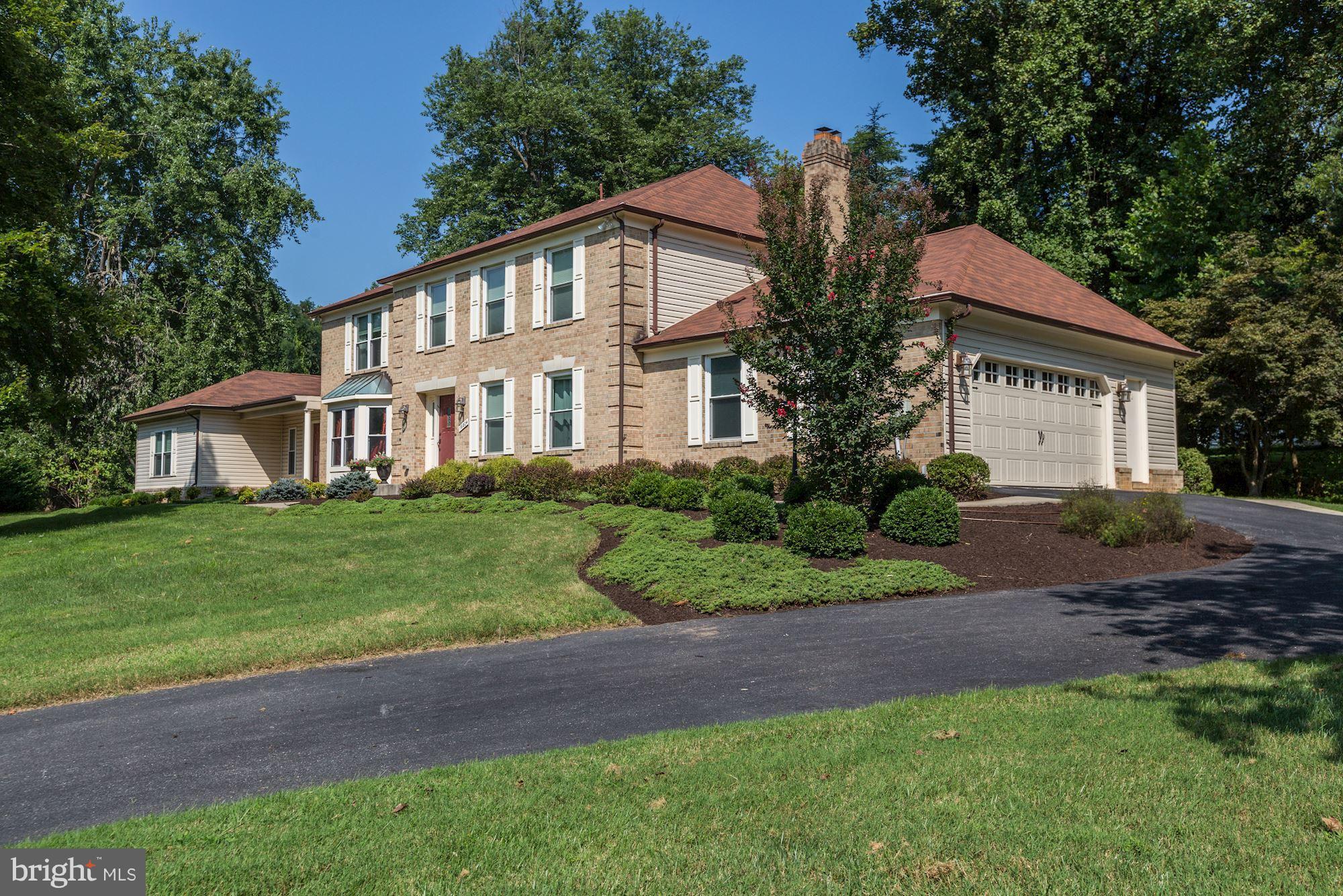 NORBECK KNOLLS - Residential