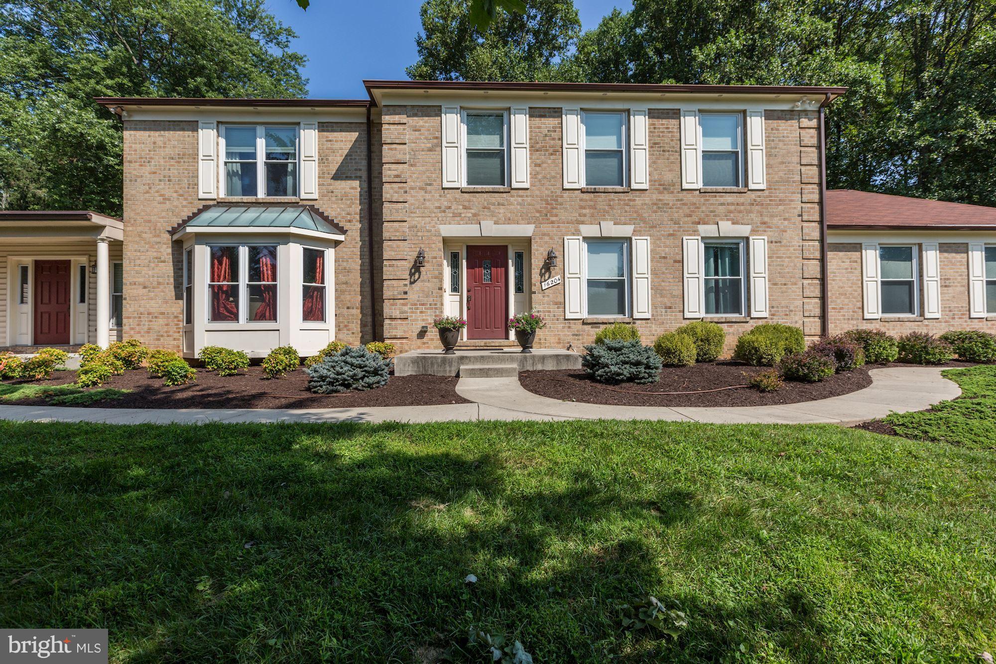 NORBECK KNOLLS - Residential