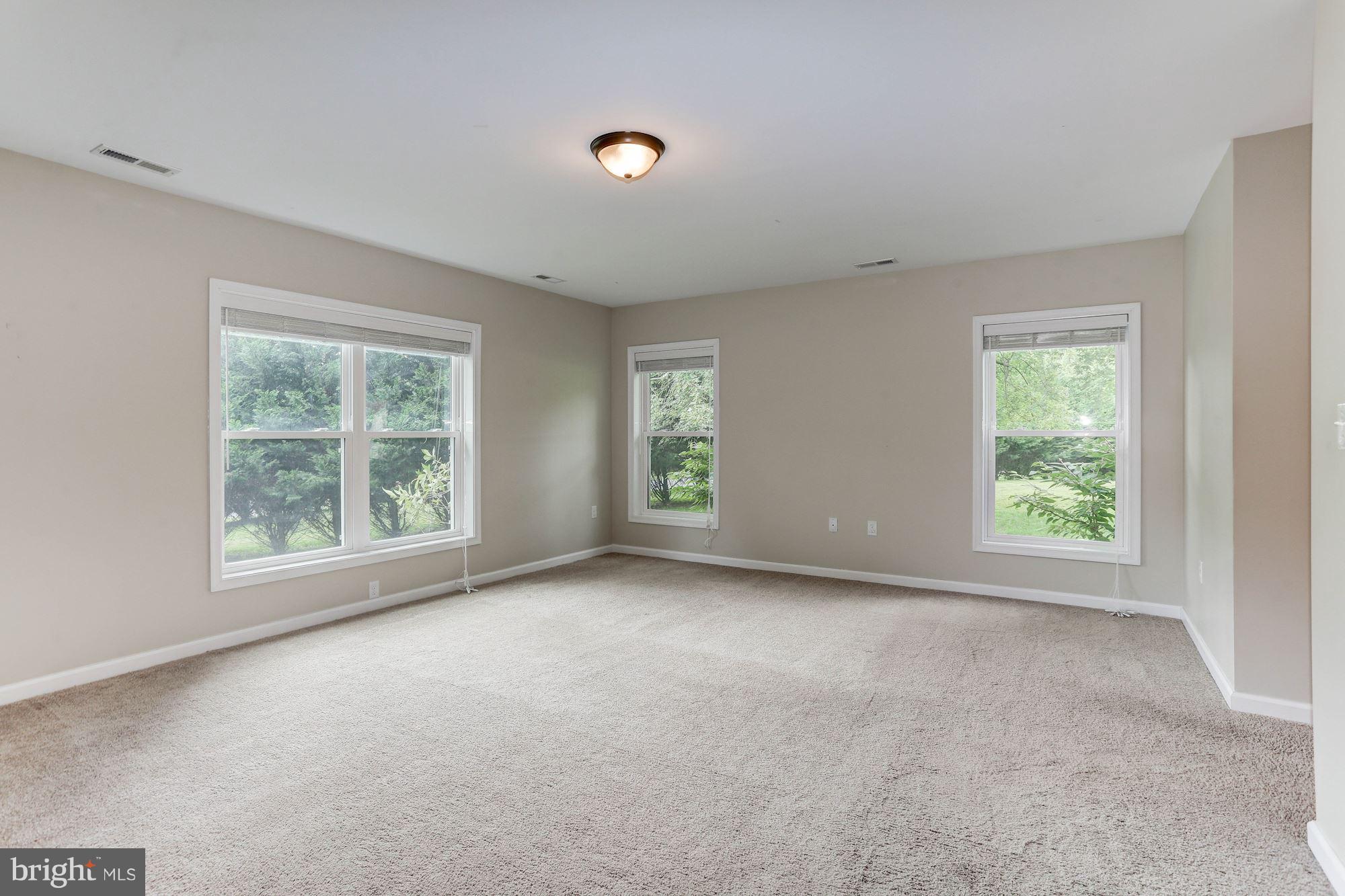 NORBECK KNOLLS - Residential