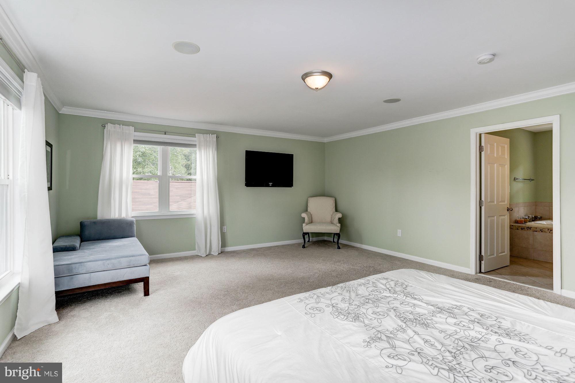 NORBECK KNOLLS - Residential