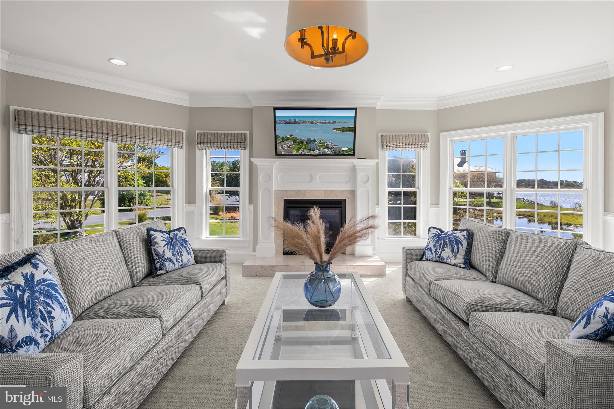 SEAPOINTE - Residential