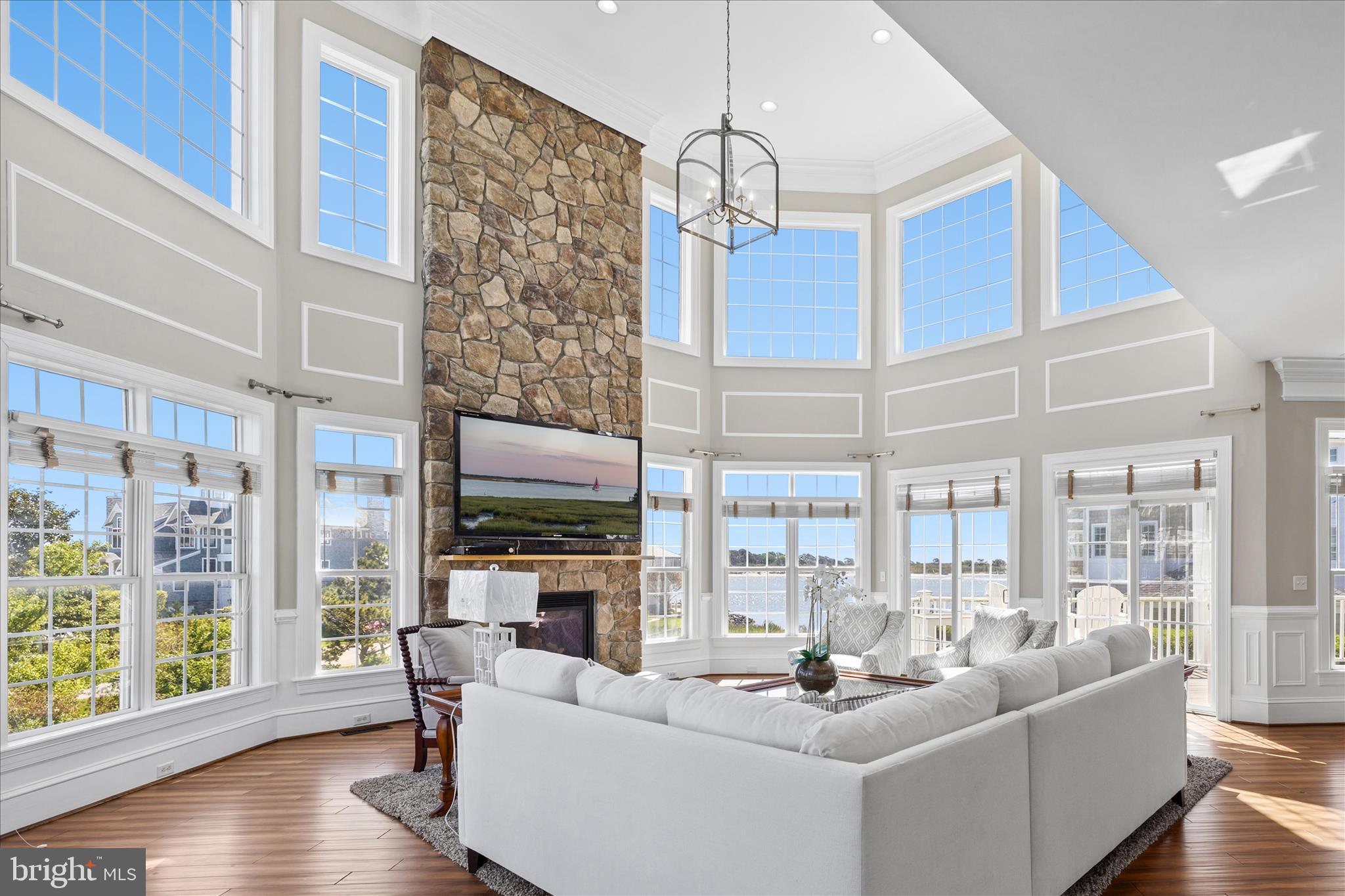 SEAPOINTE - Residential