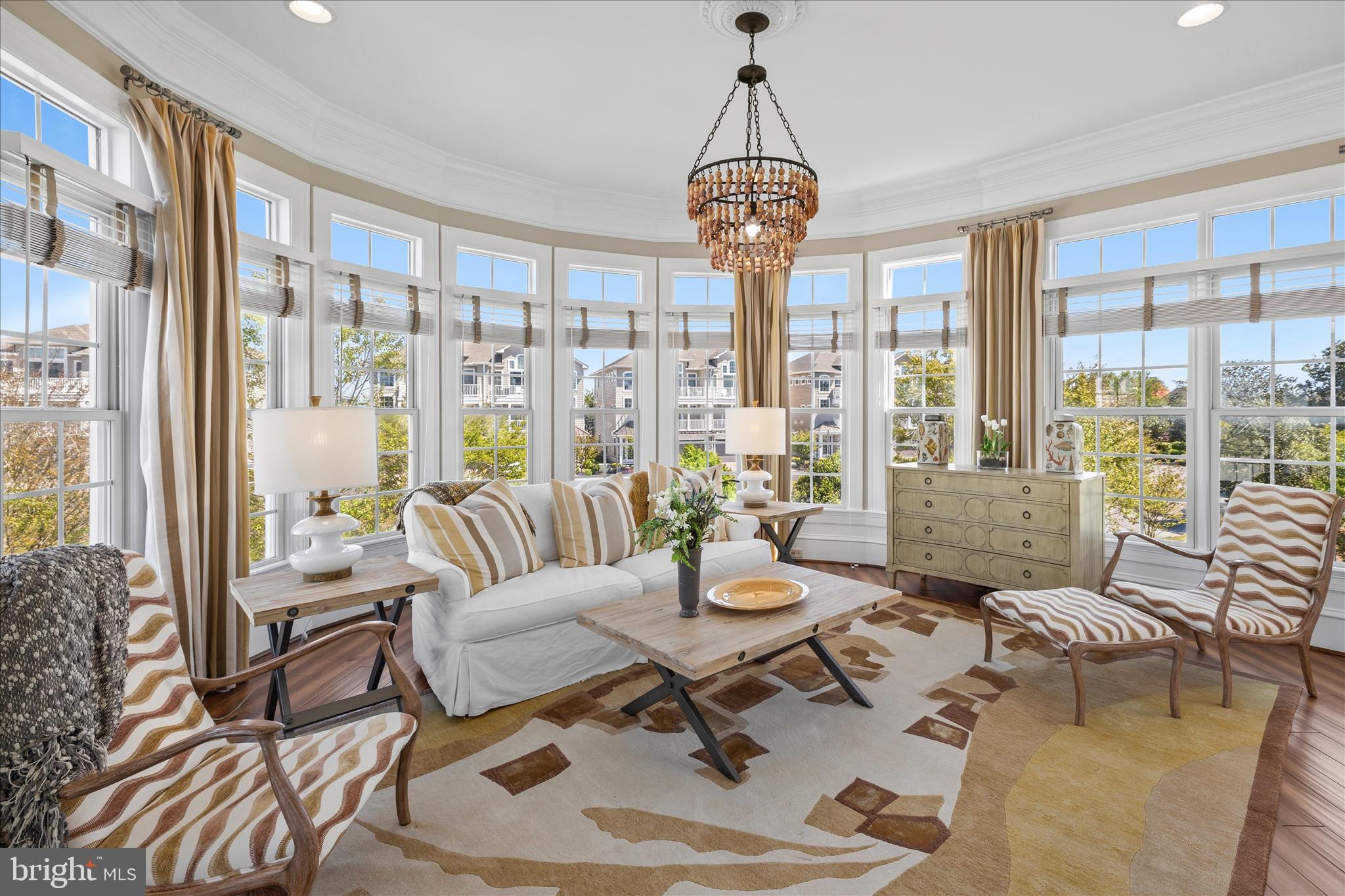 SEAPOINTE - Residential