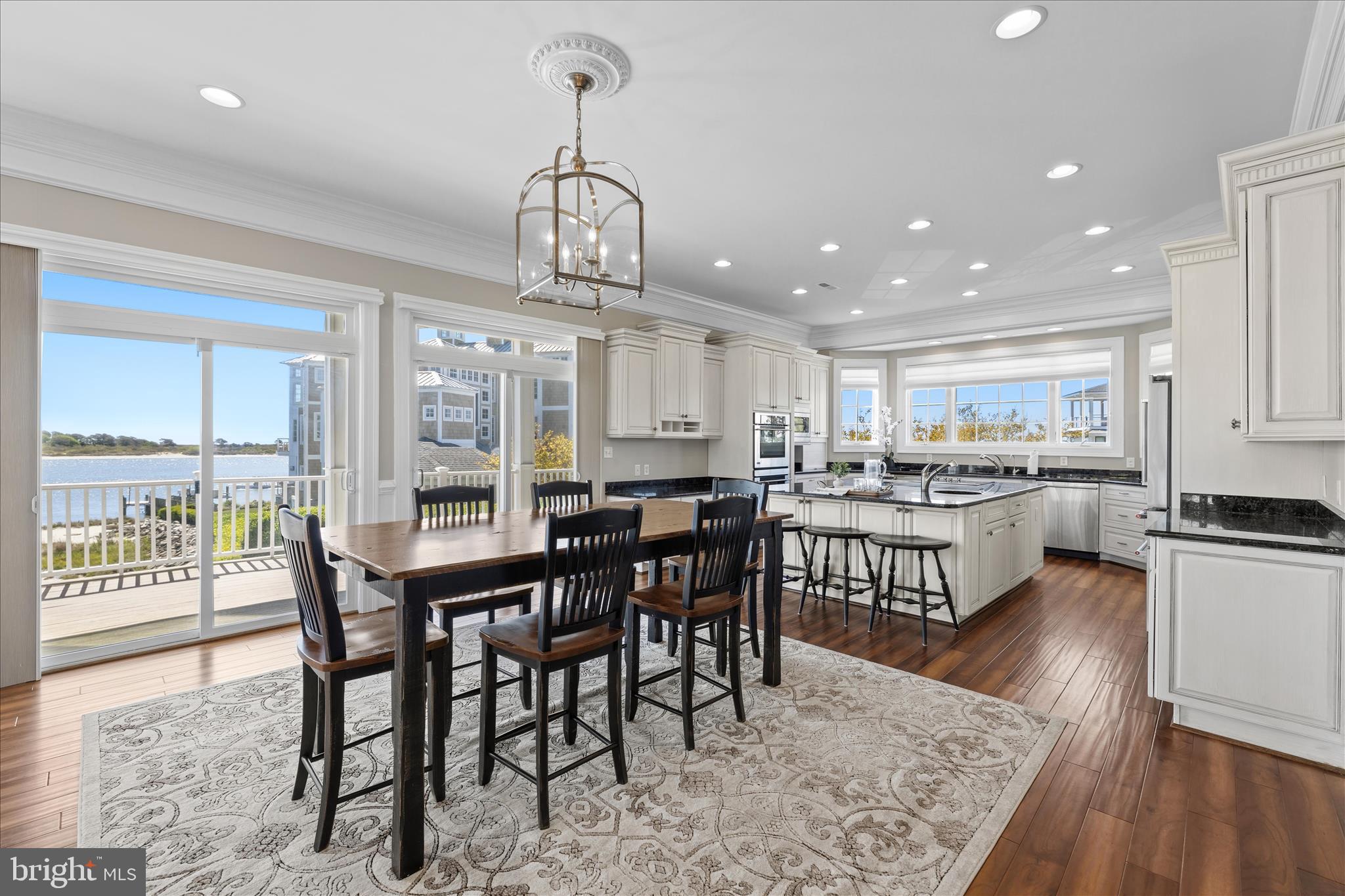 SEAPOINTE - Residential
