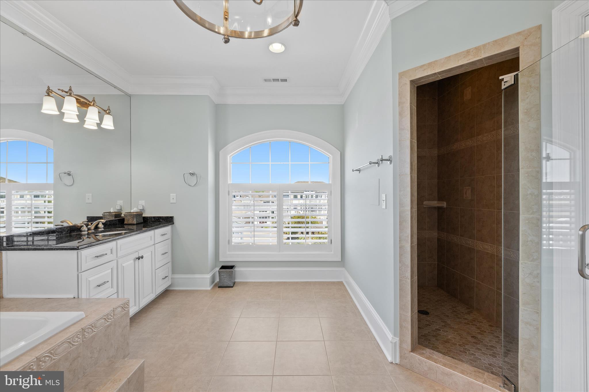 SEAPOINTE - Residential