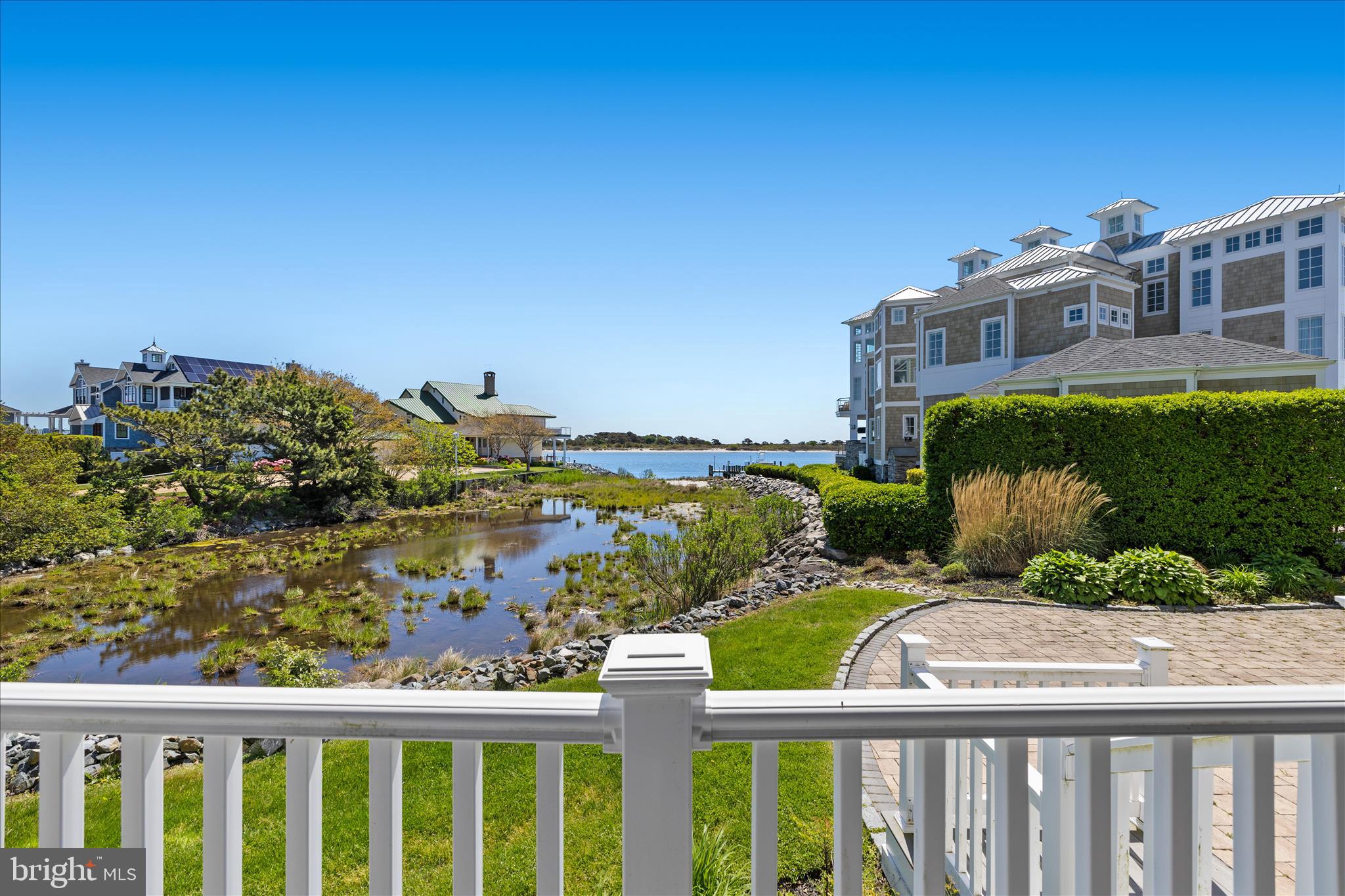 SEAPOINTE - Residential