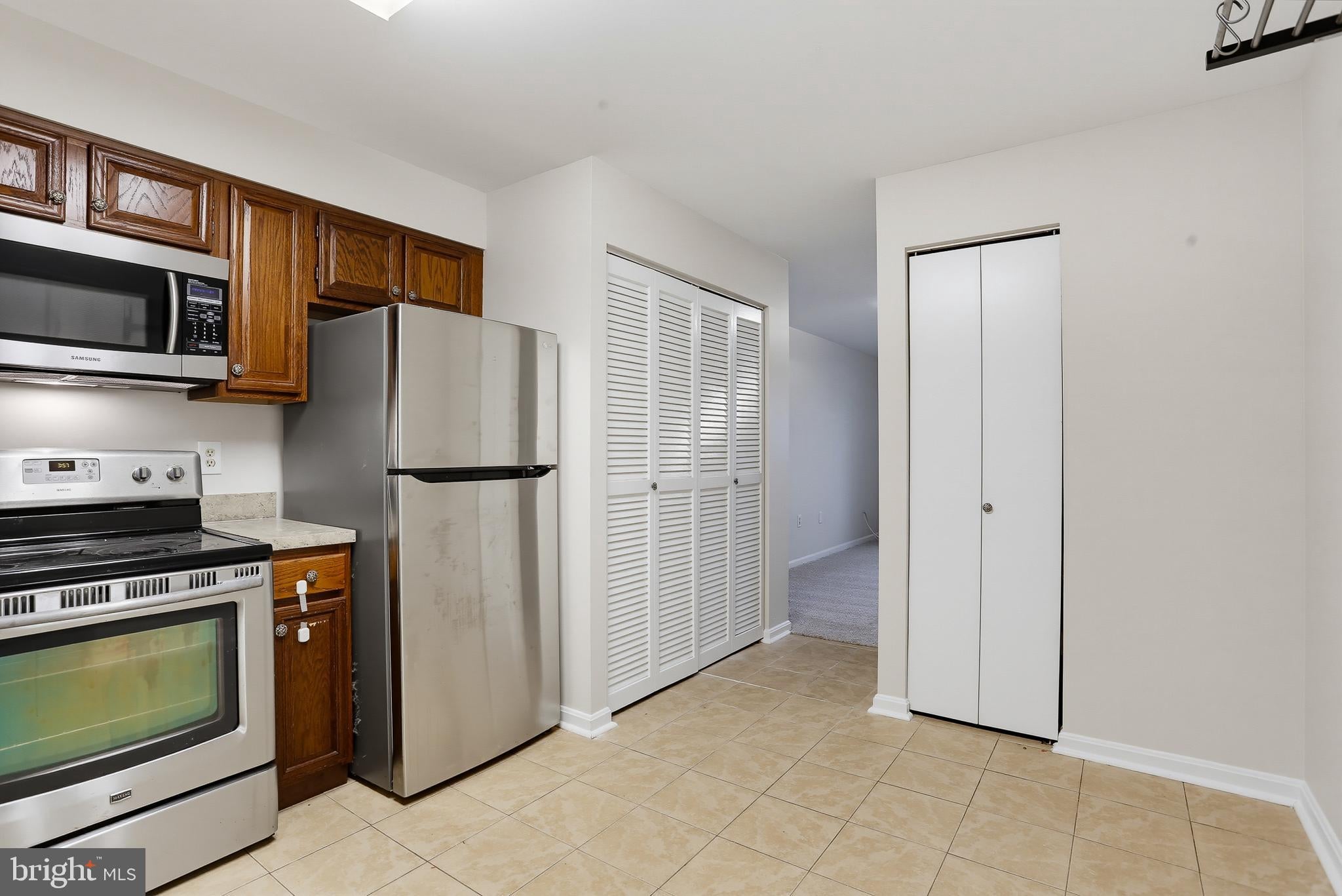 5139 DUDLEY LANE 48