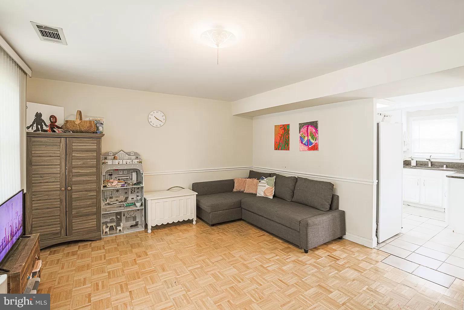 PIKESVILLE - Residential Lease