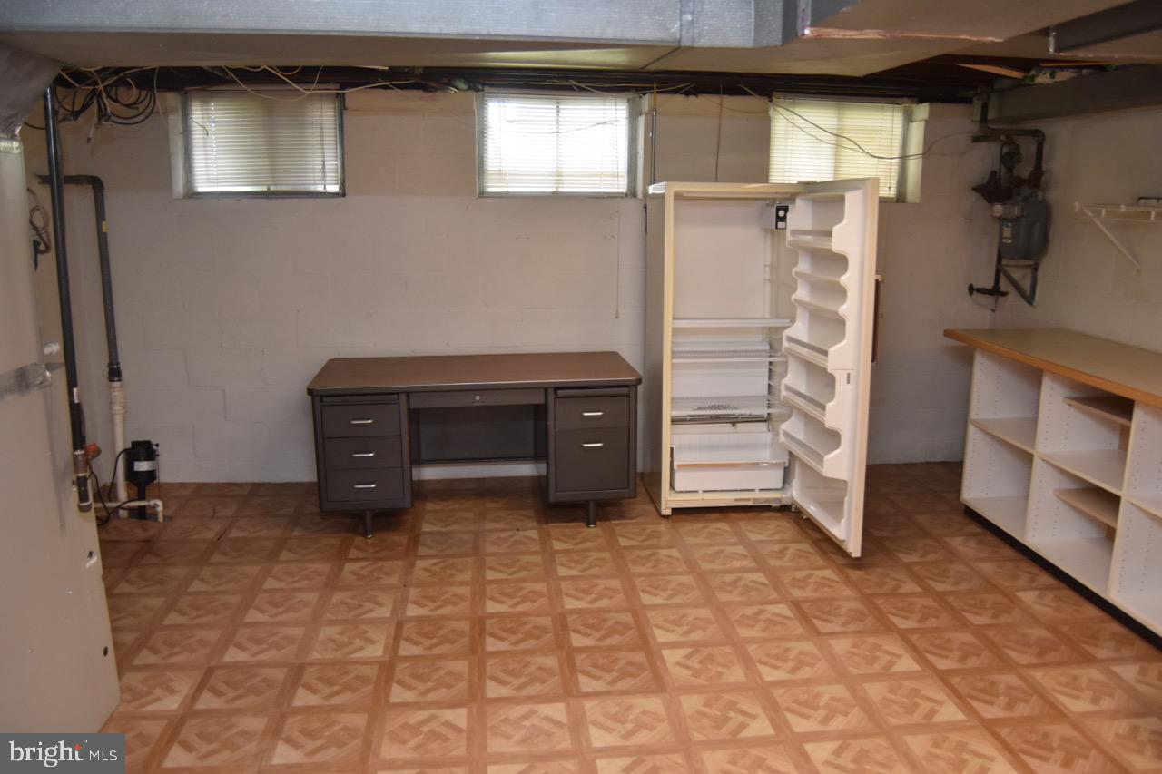 PIKESVILLE - Residential Lease