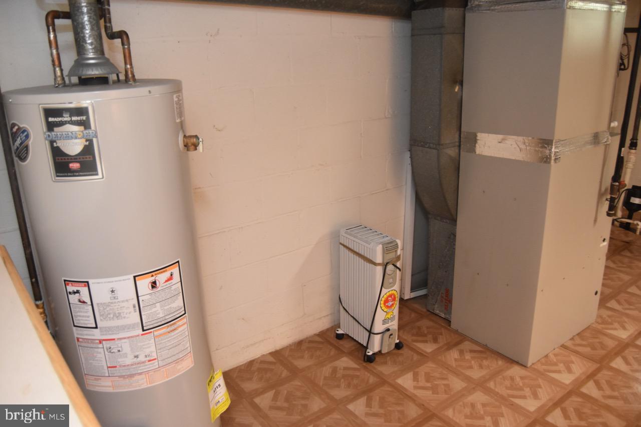 PIKESVILLE - Residential Lease