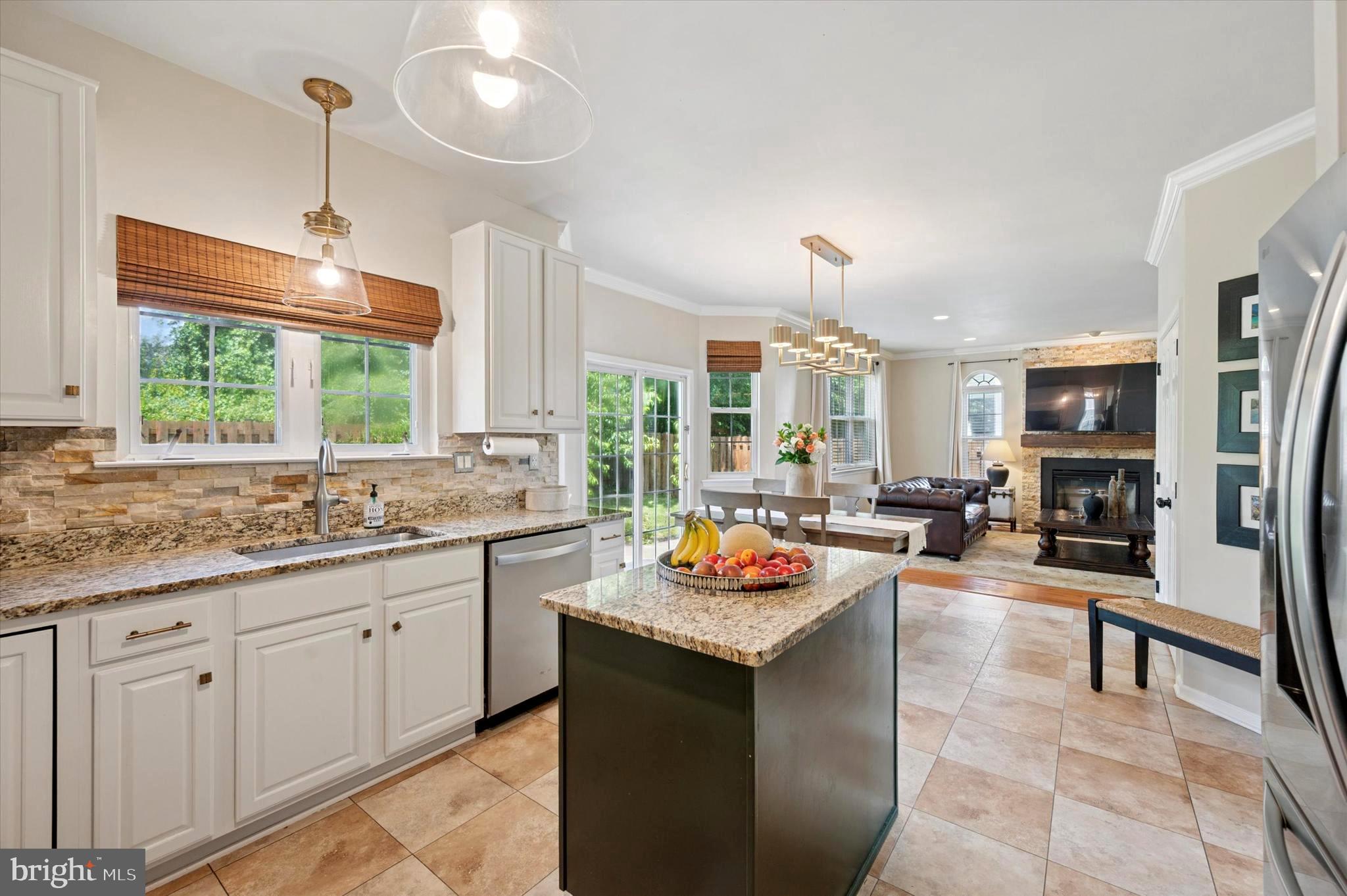 691 WILLOW BEND DRIVE