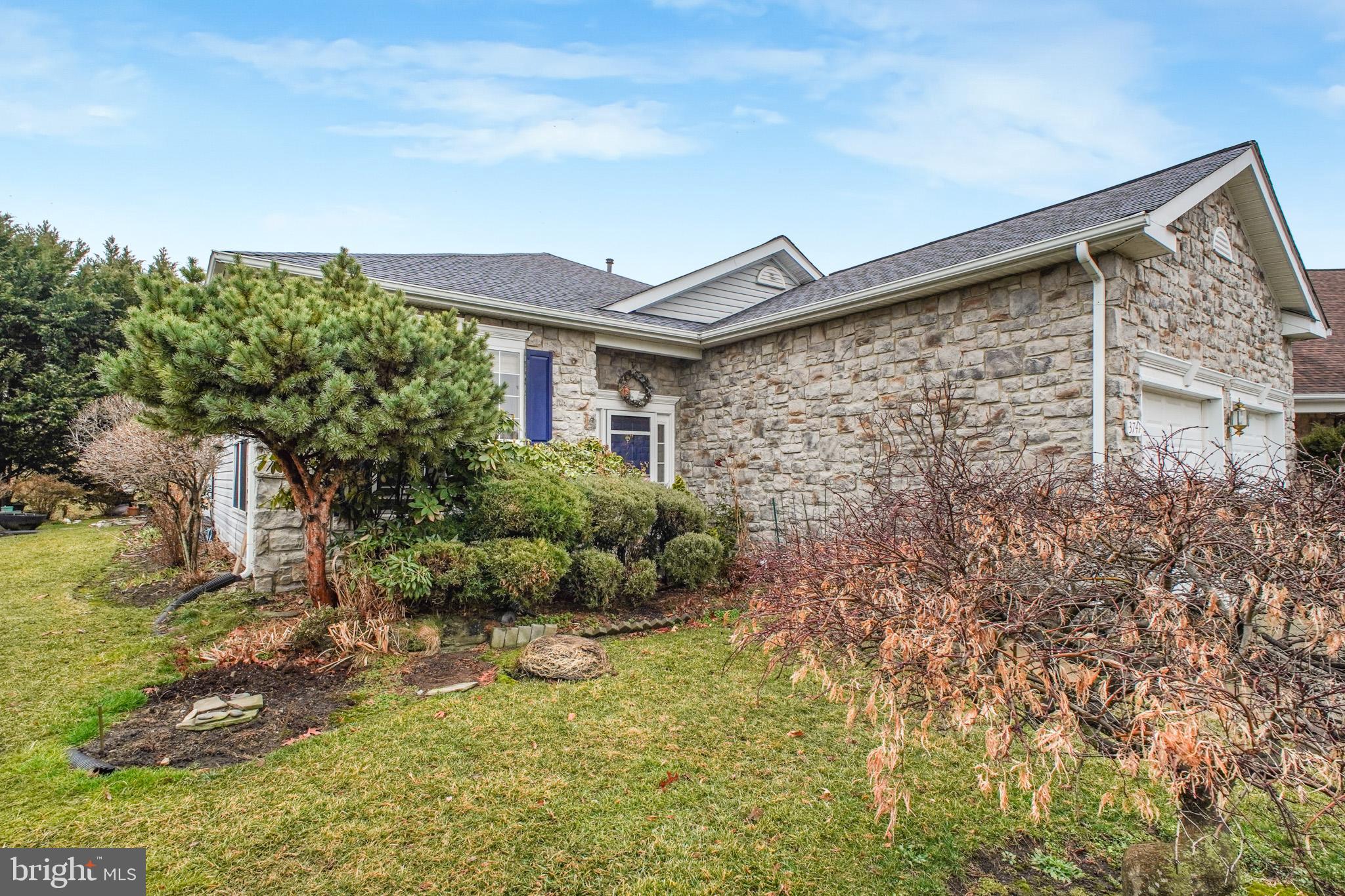 FOUR SEASONS IN HISTORIC VIRGINIA - Residential