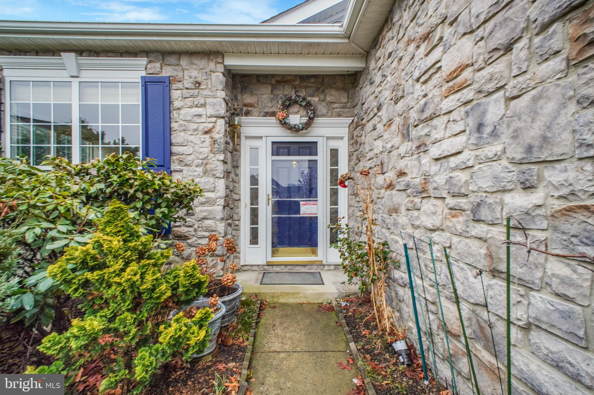 FOUR SEASONS IN HISTORIC VIRGINIA - Residential