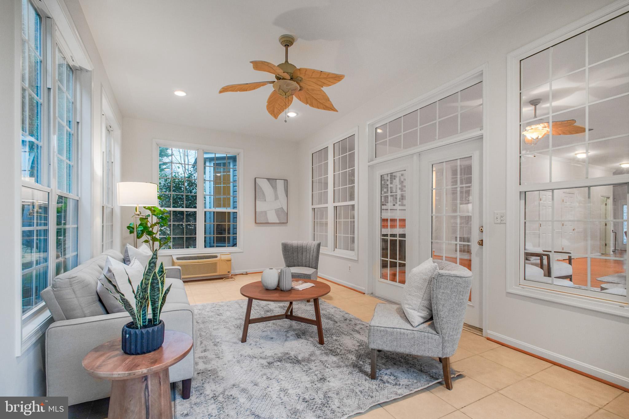 FOUR SEASONS IN HISTORIC VIRGINIA - Residential