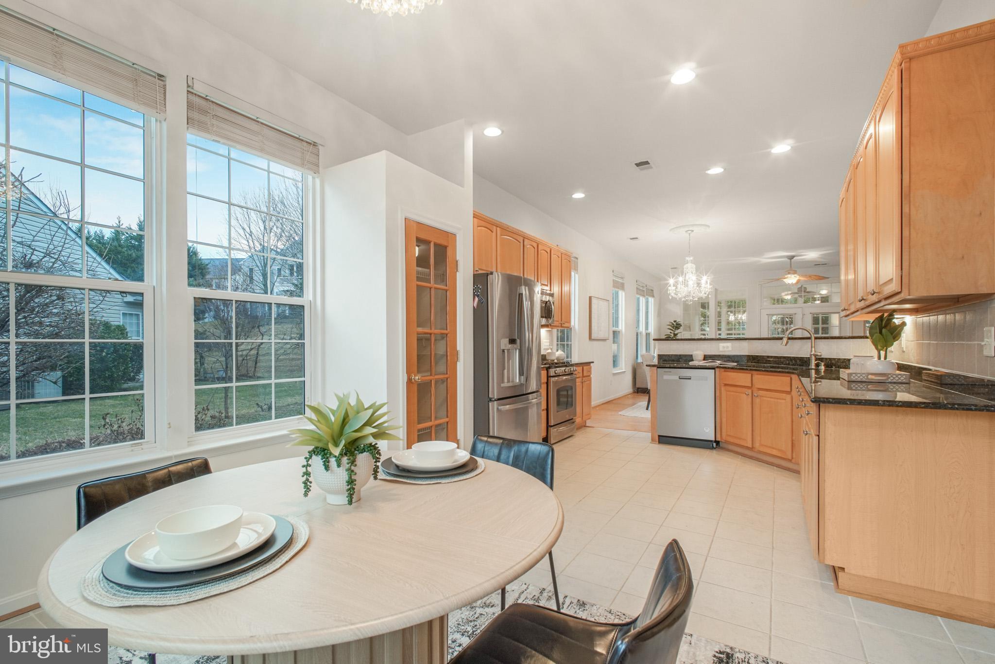 FOUR SEASONS IN HISTORIC VIRGINIA - Residential