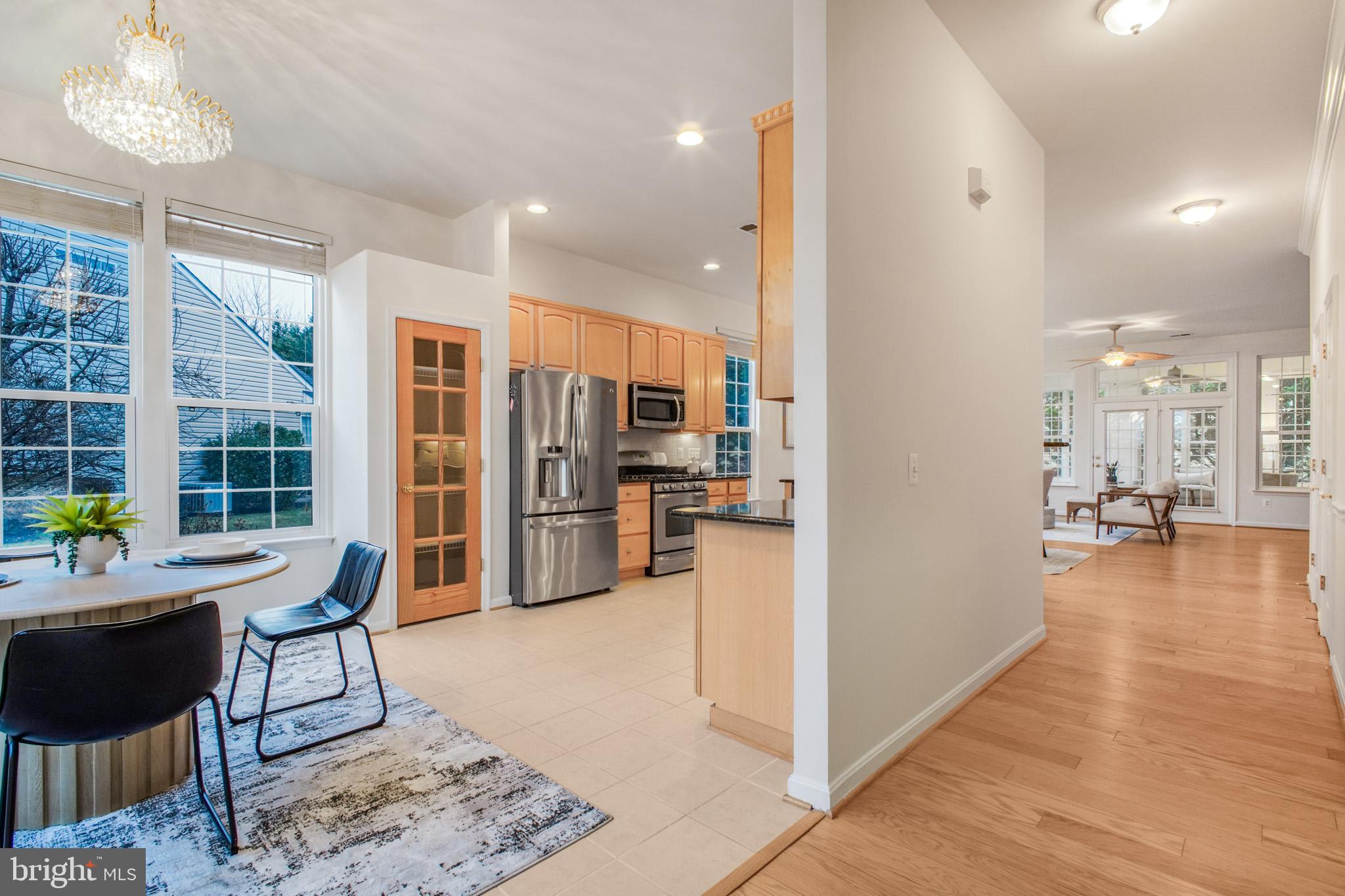 FOUR SEASONS IN HISTORIC VIRGINIA - Residential