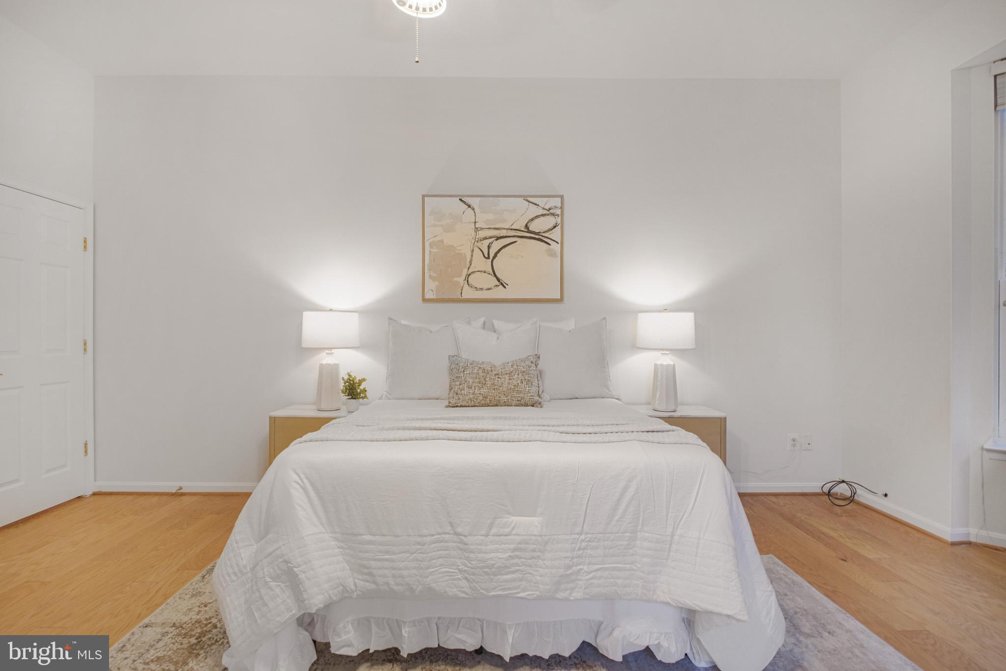 FOUR SEASONS IN HISTORIC VIRGINIA - Residential