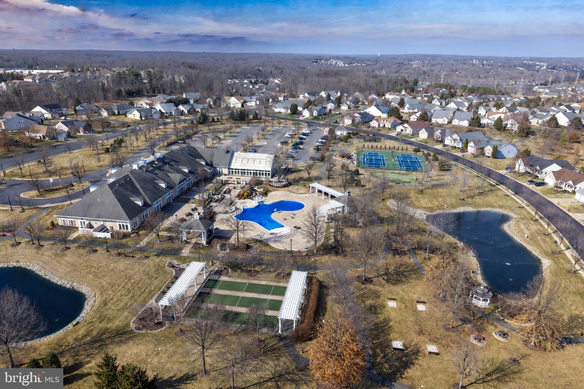 FOUR SEASONS IN HISTORIC VIRGINIA - Residential
