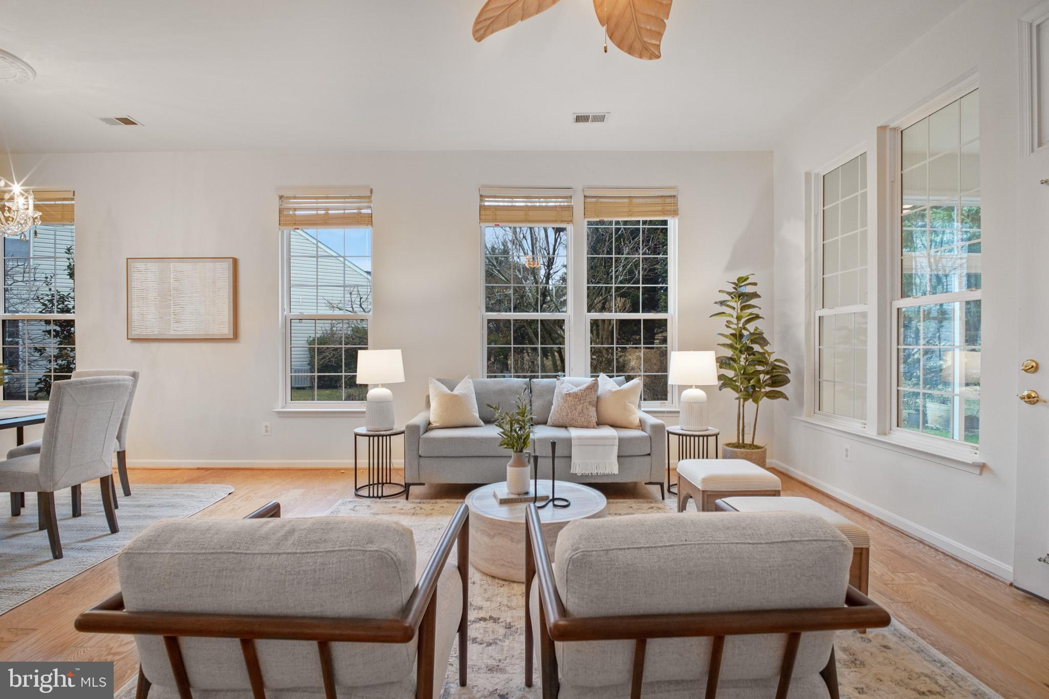 FOUR SEASONS IN HISTORIC VIRGINIA - Residential