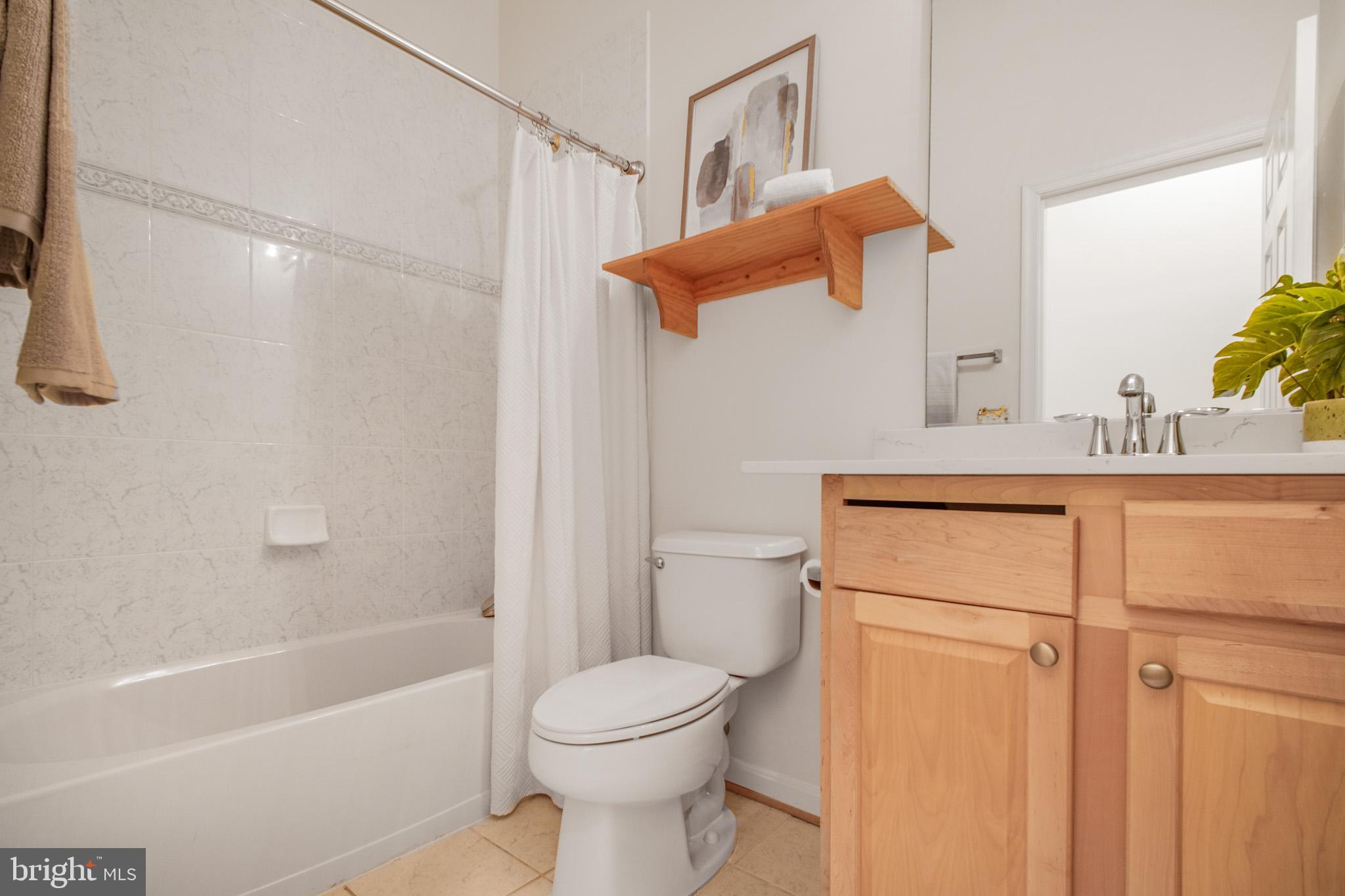 FOUR SEASONS IN HISTORIC VIRGINIA - Residential