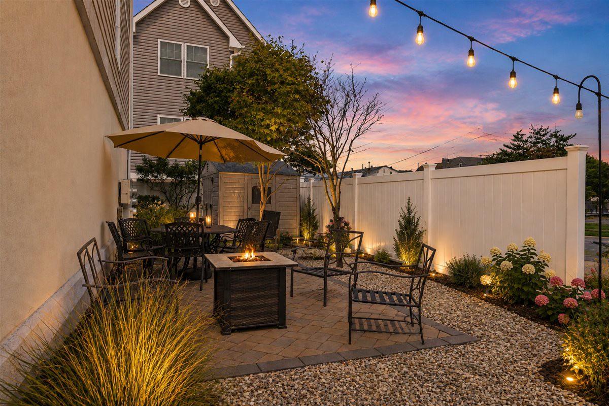 304 HALSEY AVENUE E