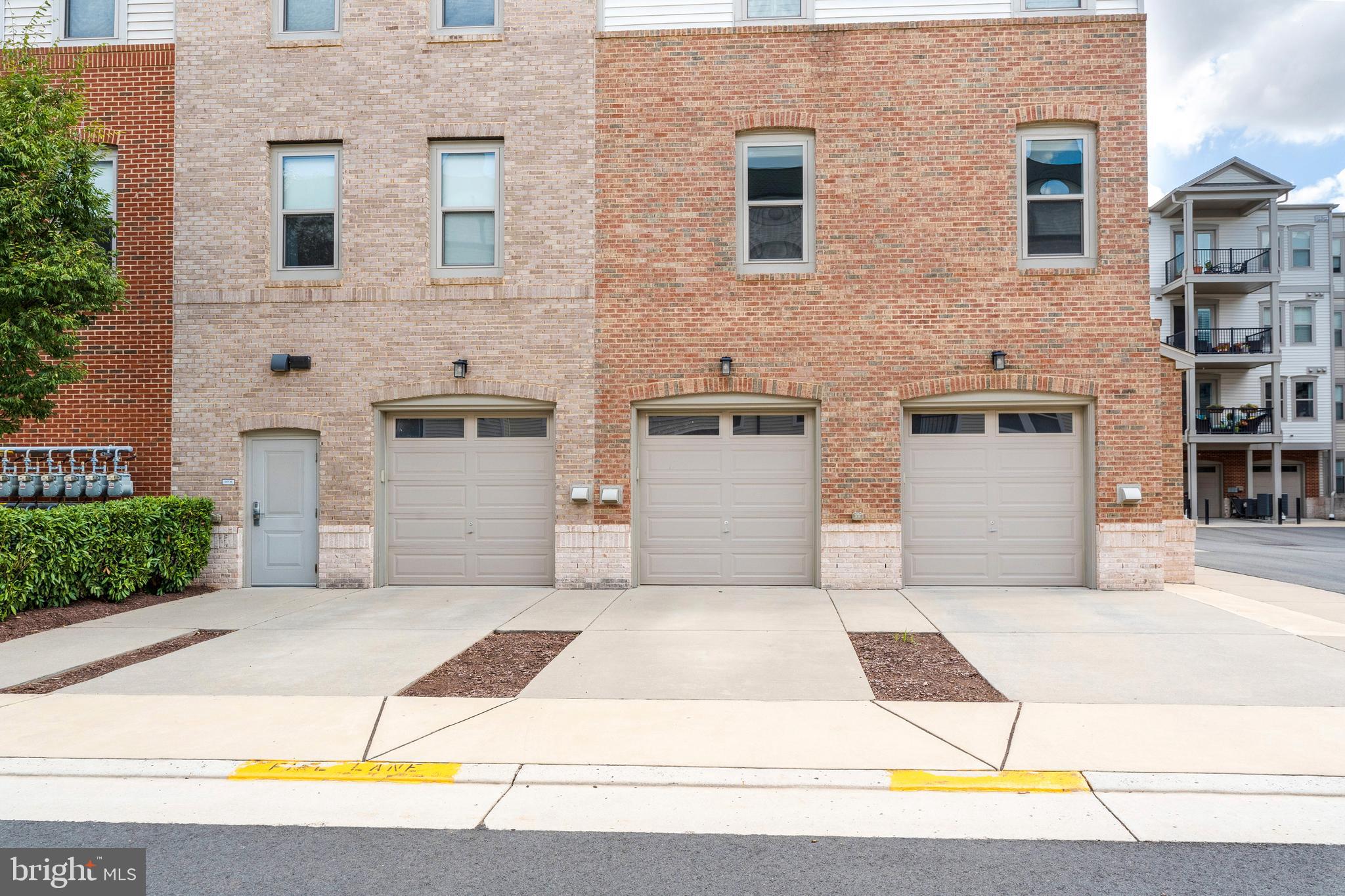 BIRCHWOOD AT BRAMBLETON - Residential