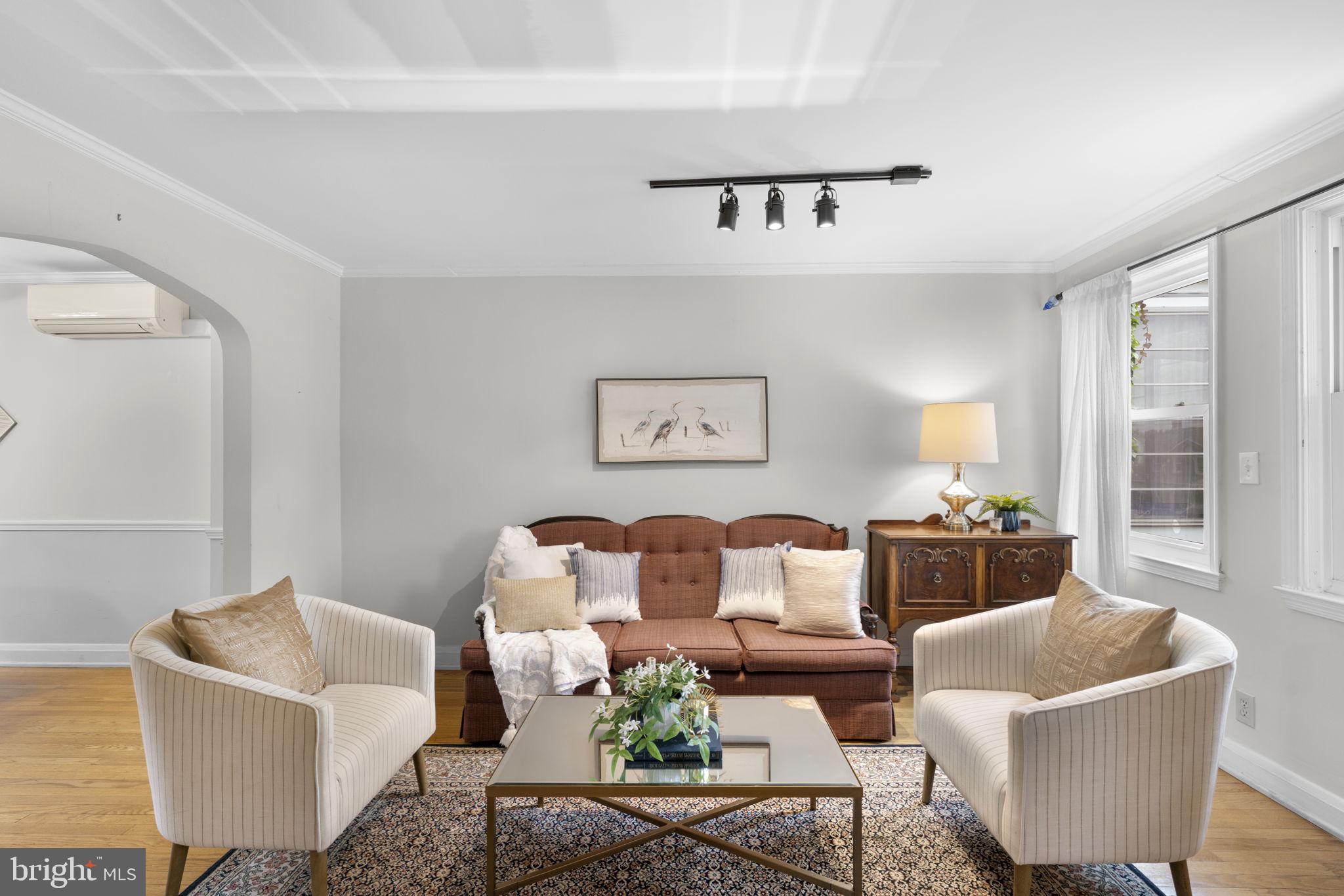 ARBOUR MANOR - Residential