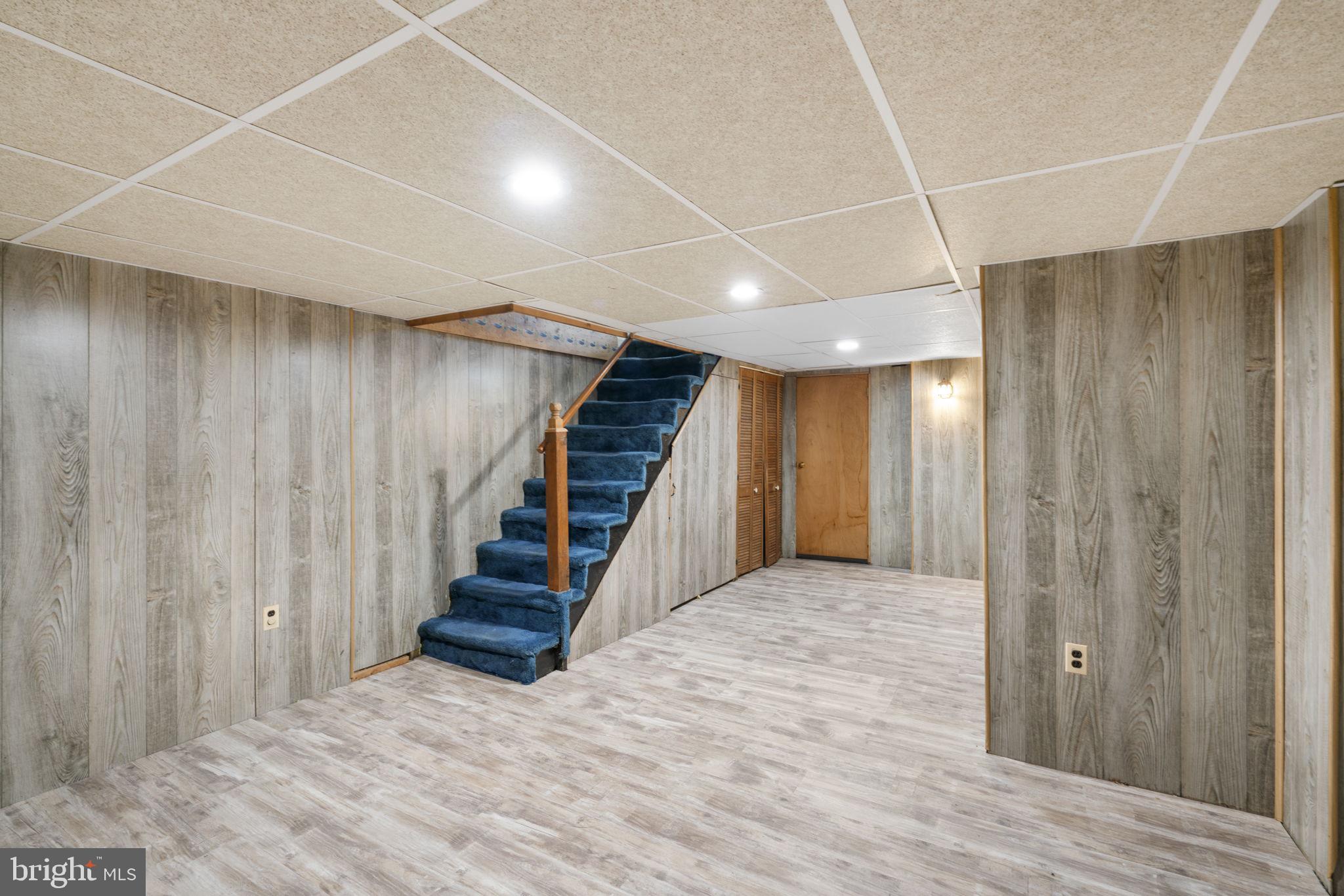 ARBOUR MANOR - Residential