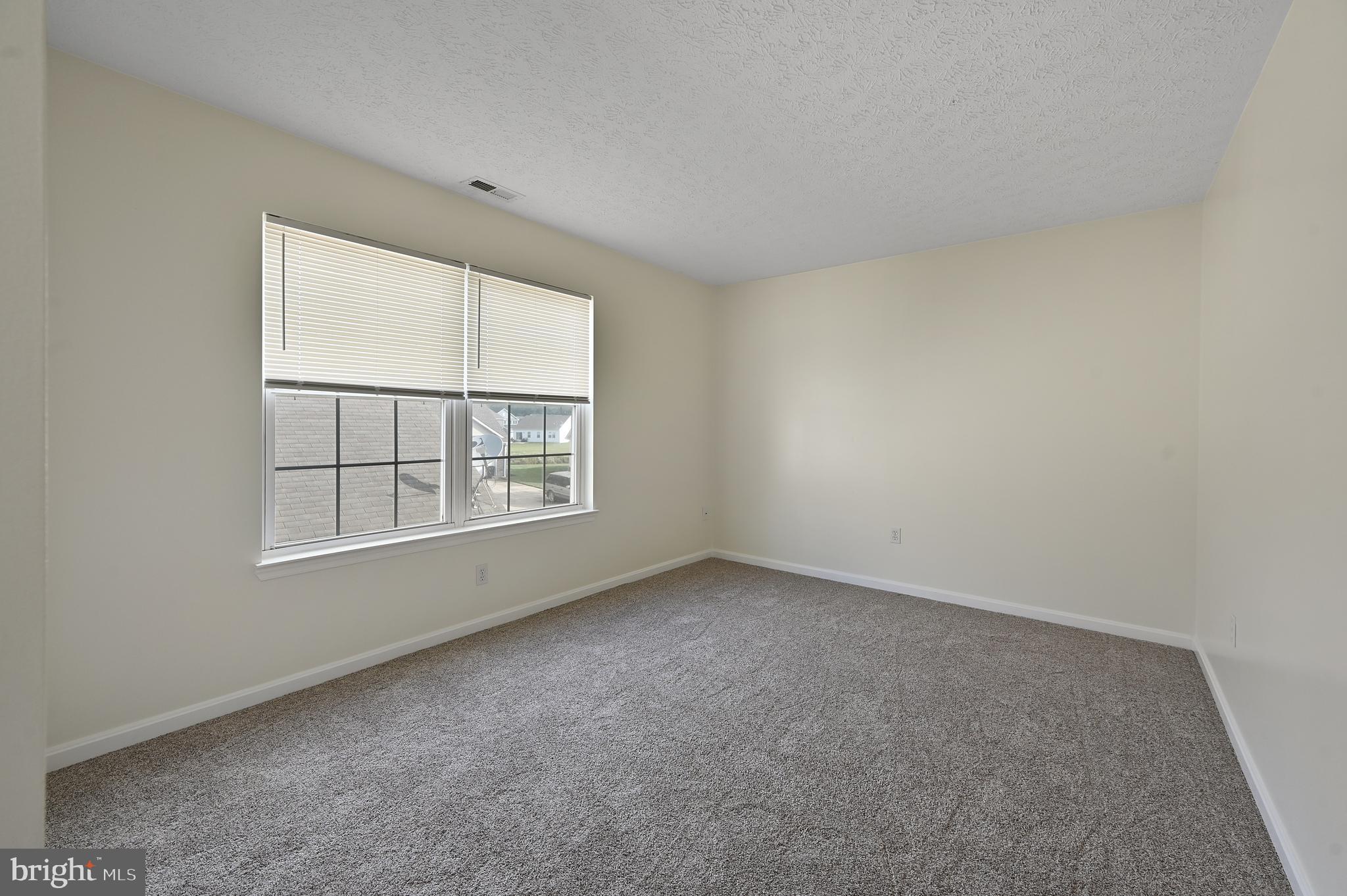 WOOD CREEK GOLF COMM - Residential