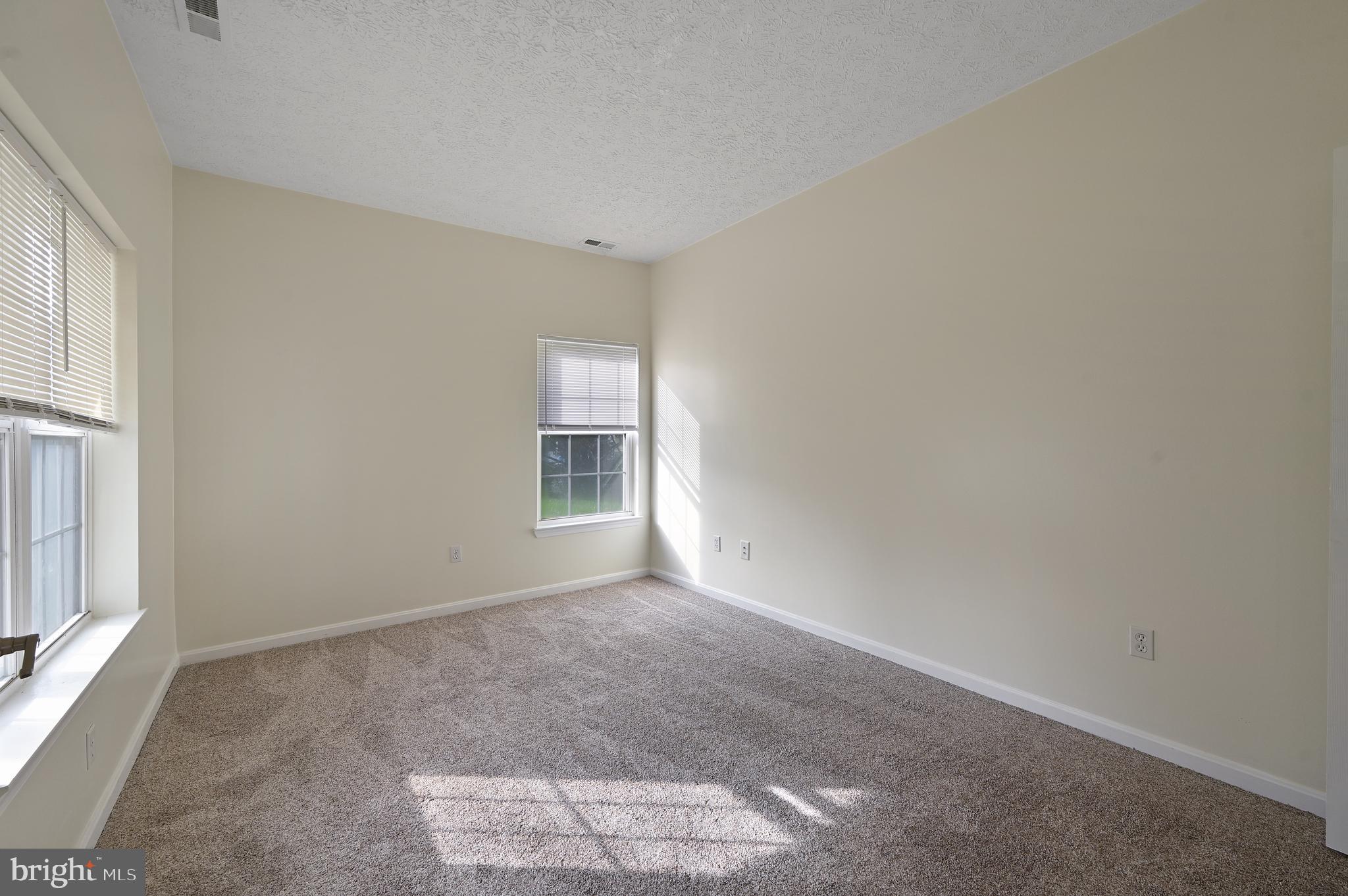 WOOD CREEK GOLF COMM - Residential