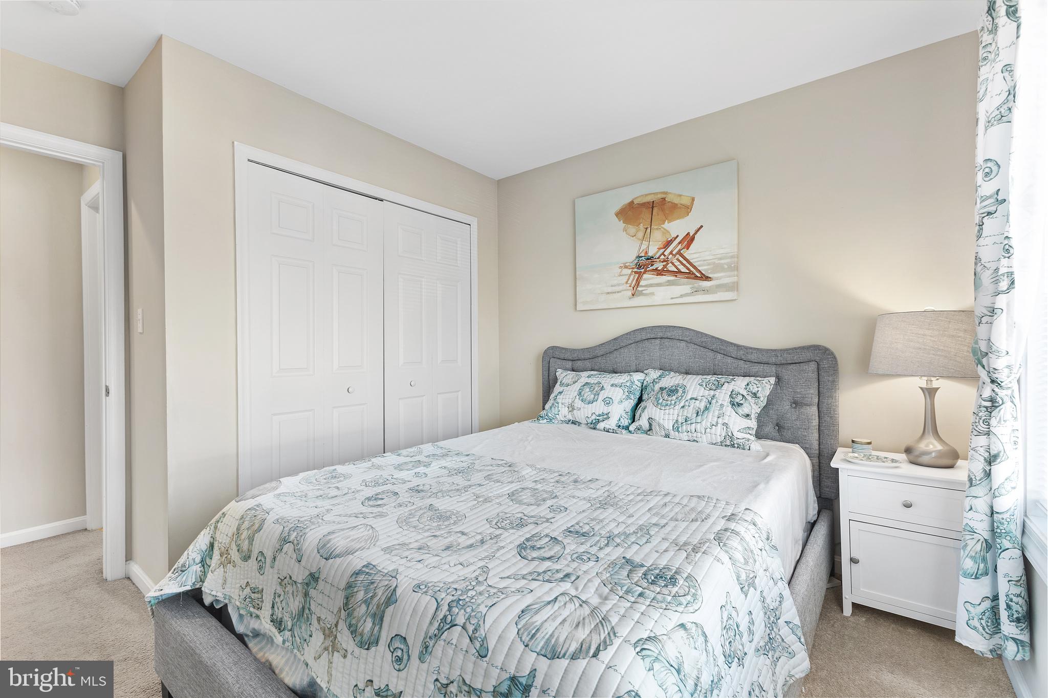 QUEENS LANDING - Residential