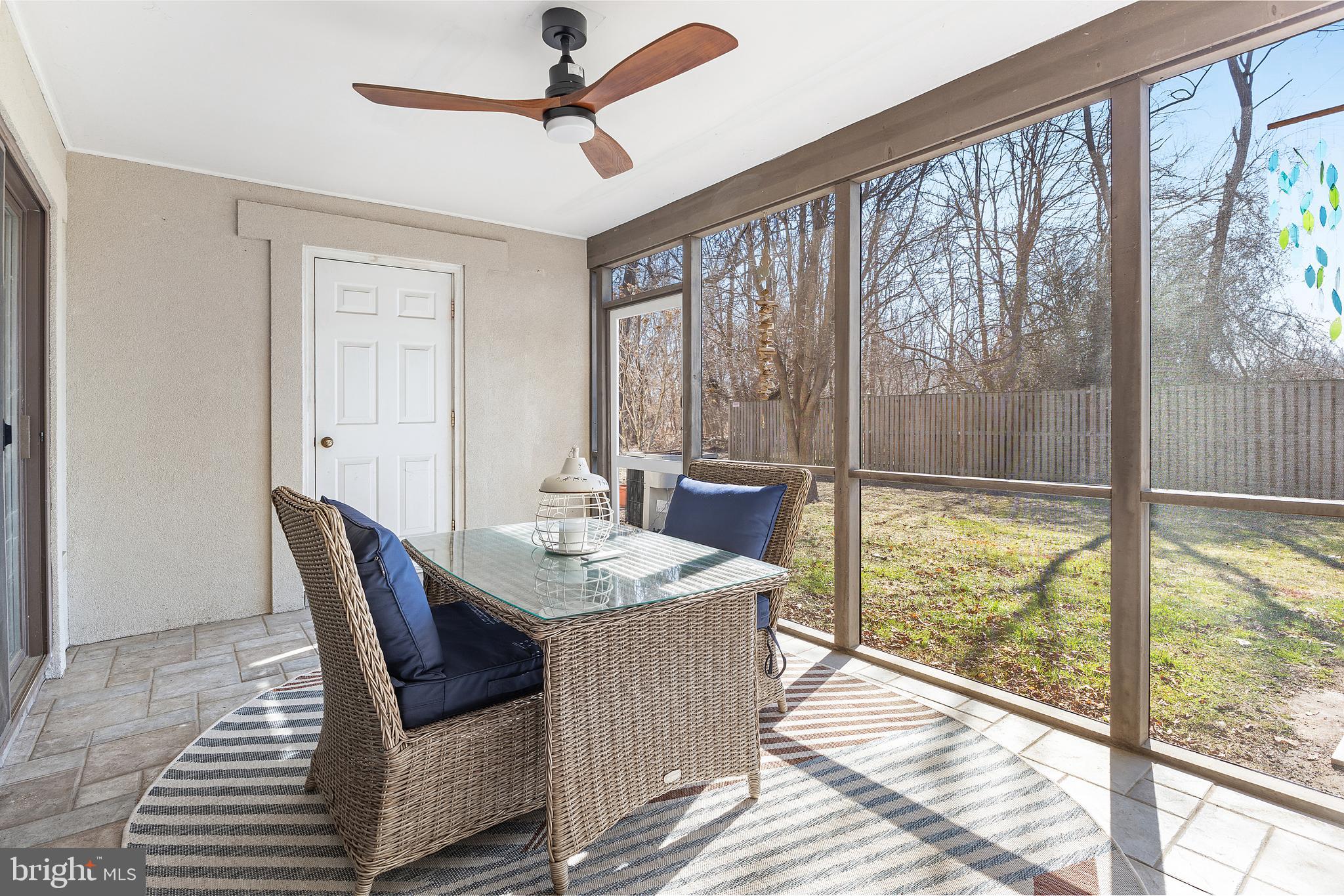 QUEENS LANDING - Residential