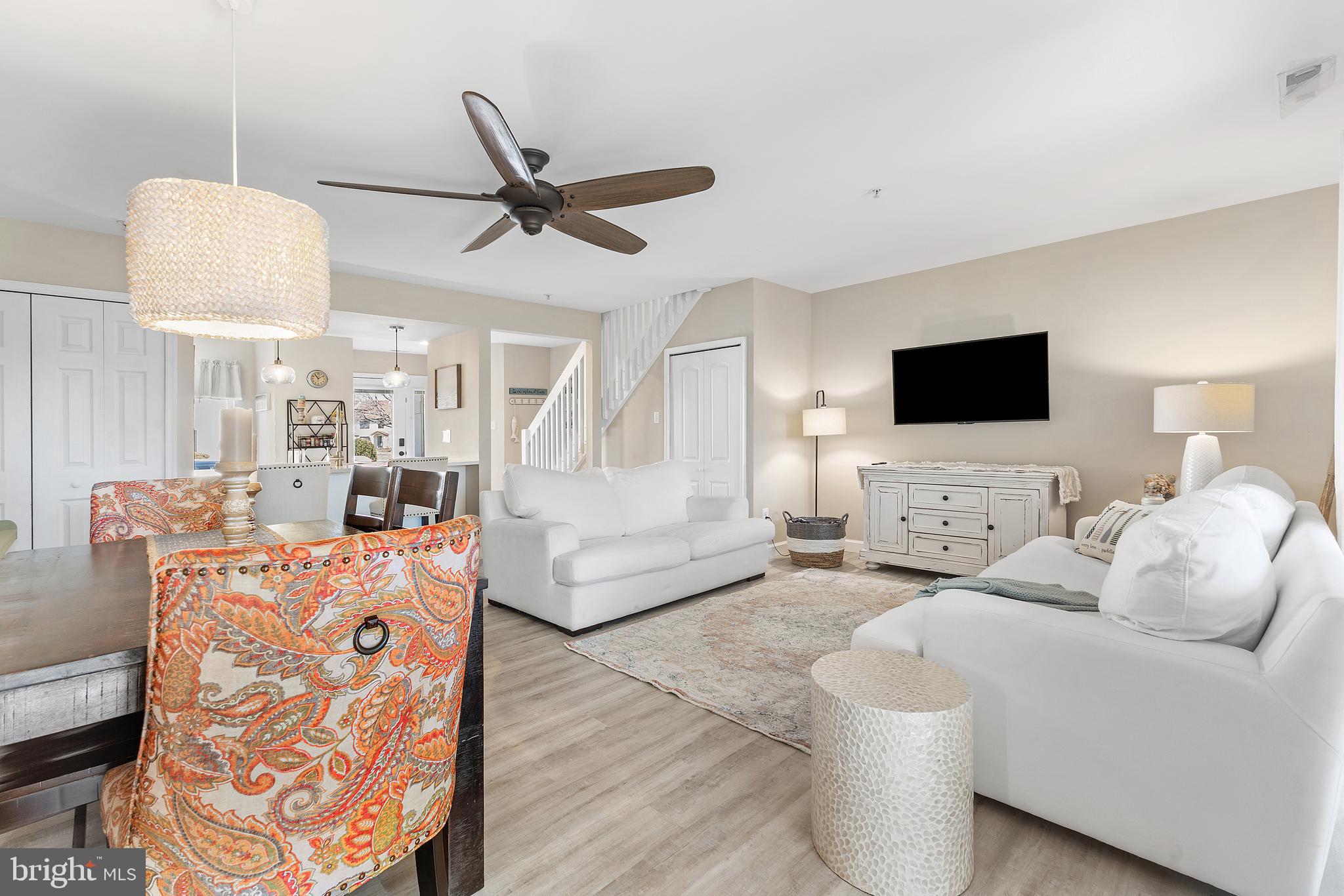 QUEENS LANDING - Residential