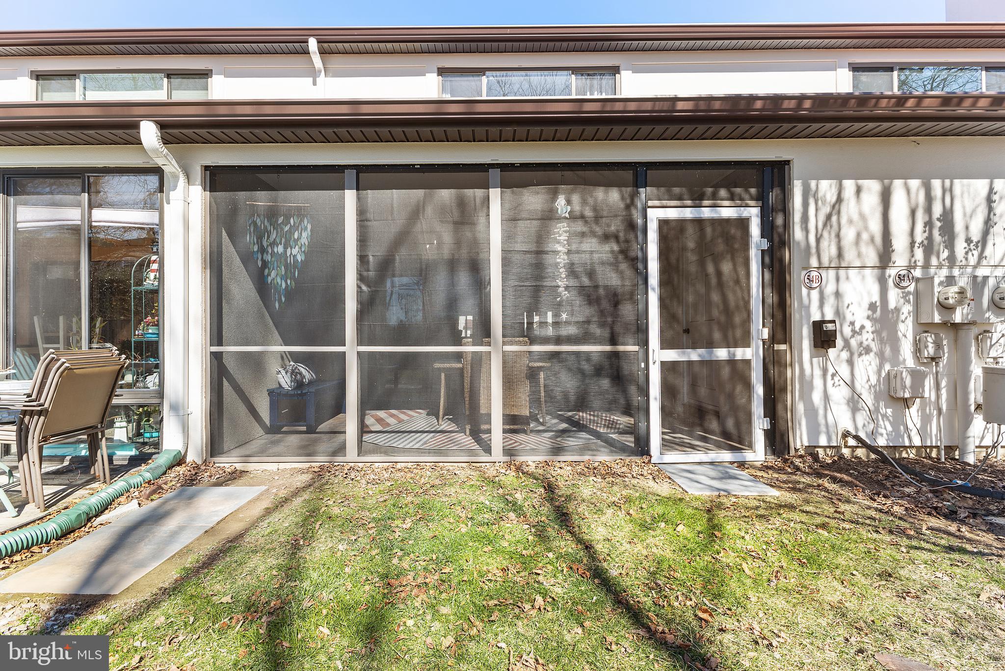 QUEENS LANDING - Residential