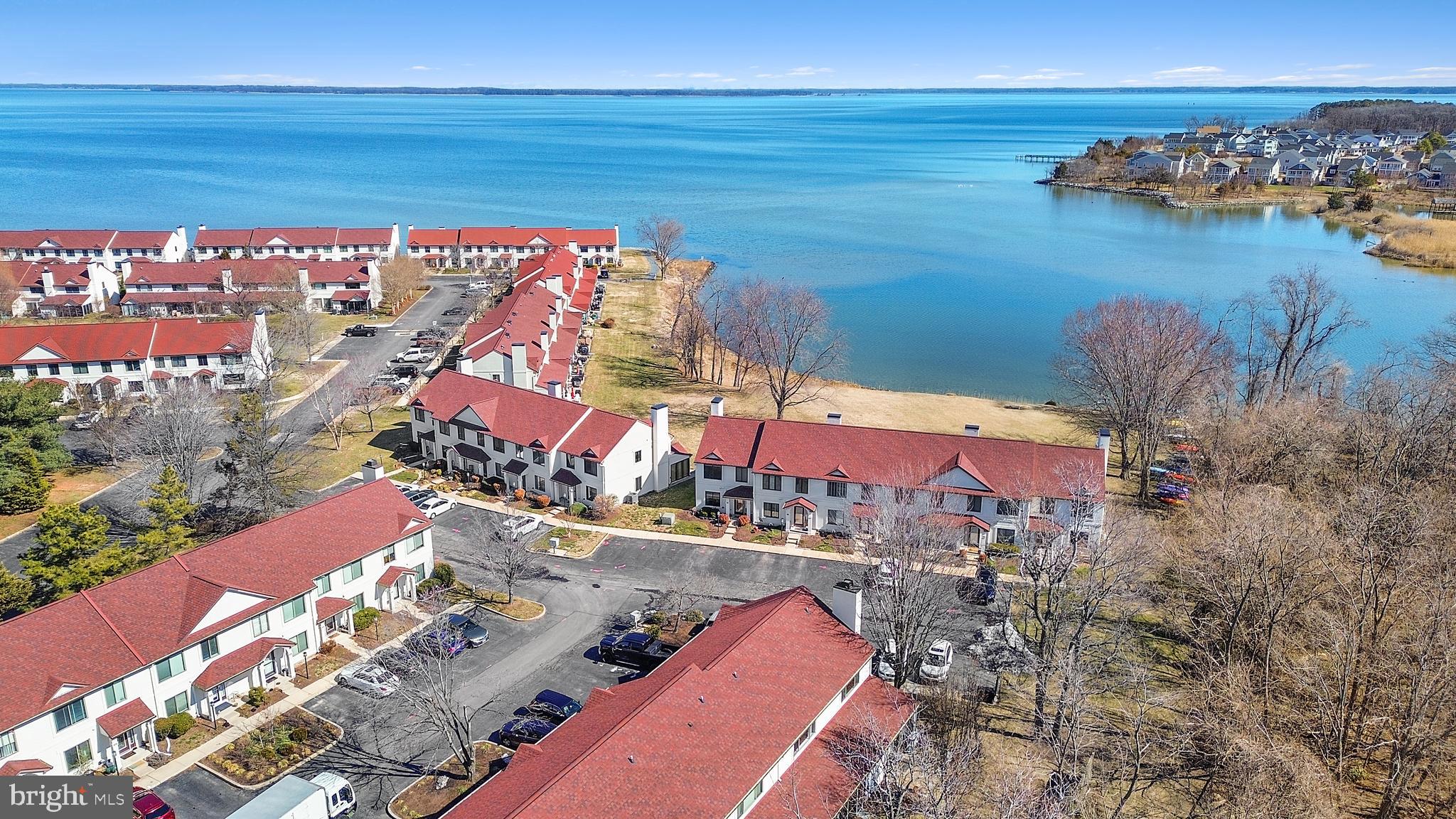 QUEENS LANDING - Residential