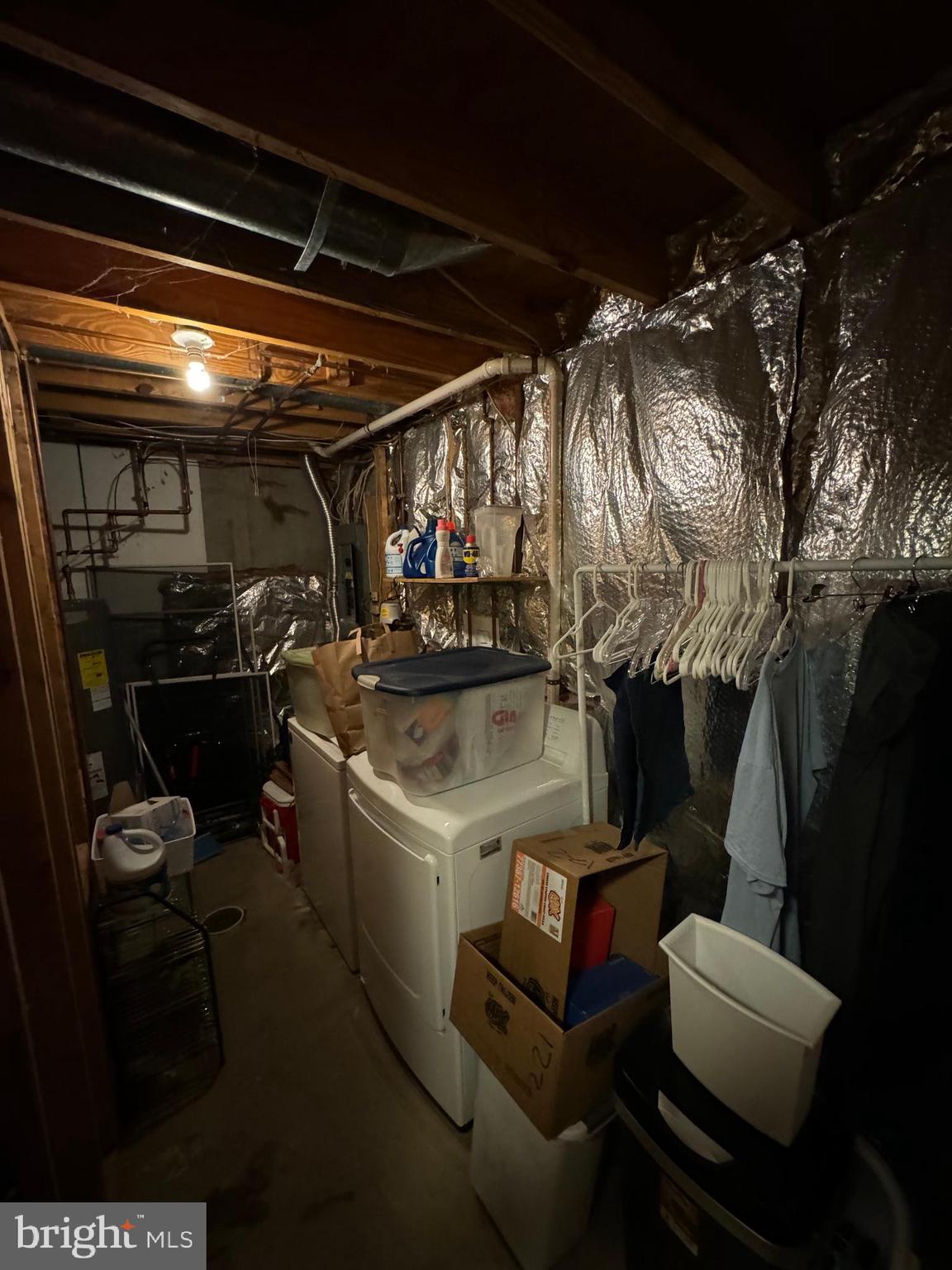 LEISHEAR VILLAGE - Residential Lease