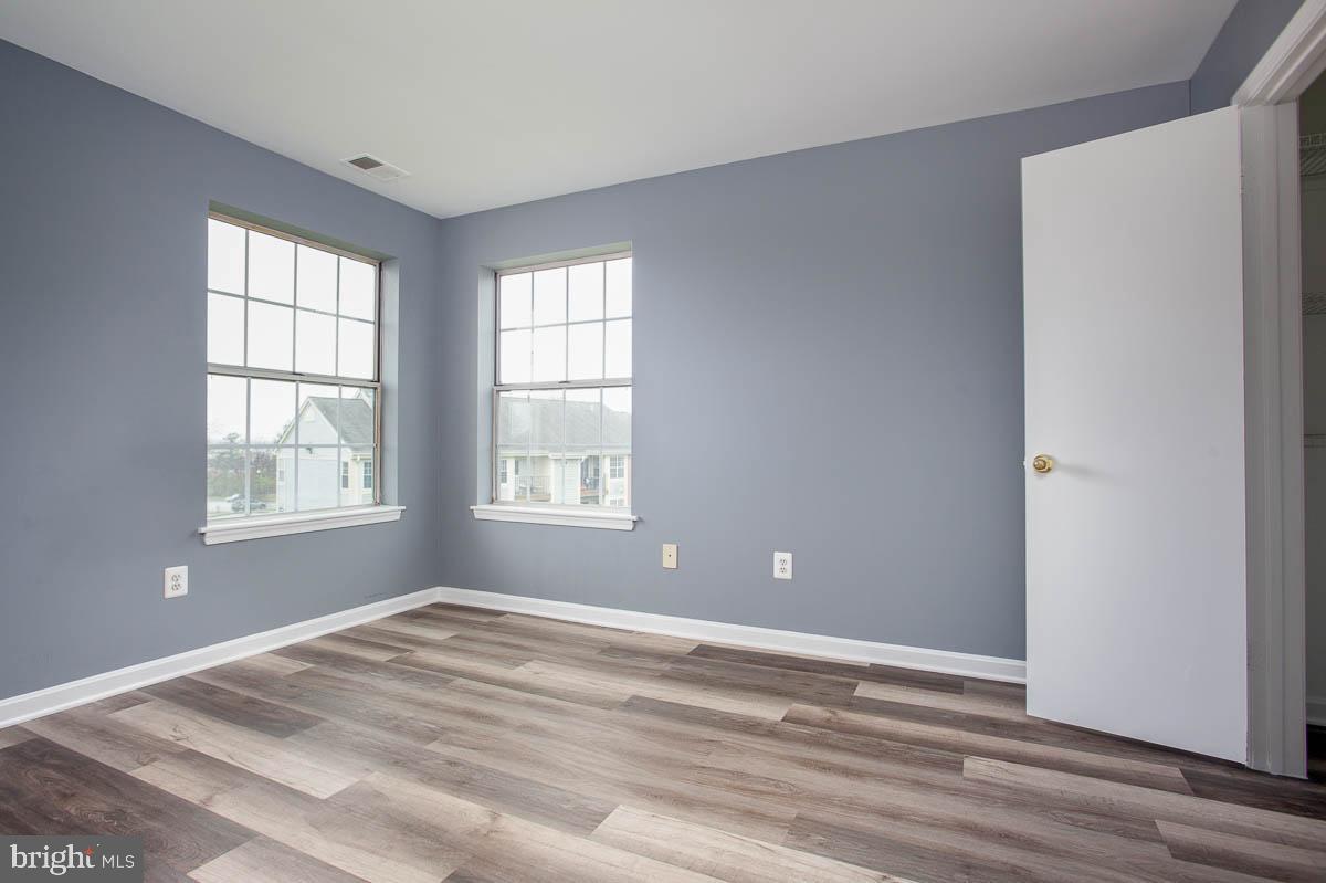 CROMWELL FOUNTAIN - Residential Lease