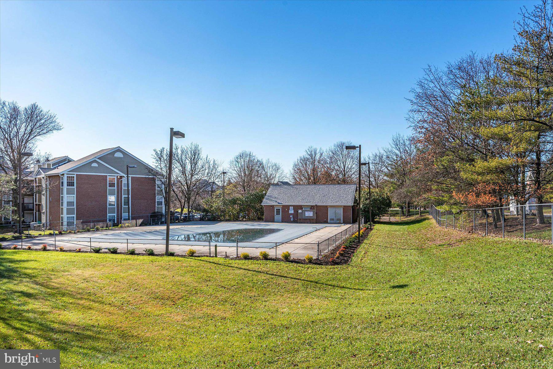 CROMWELL FOUNTAIN - Residential Lease