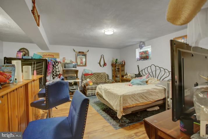 NORTH NEWTON TWP - Residential